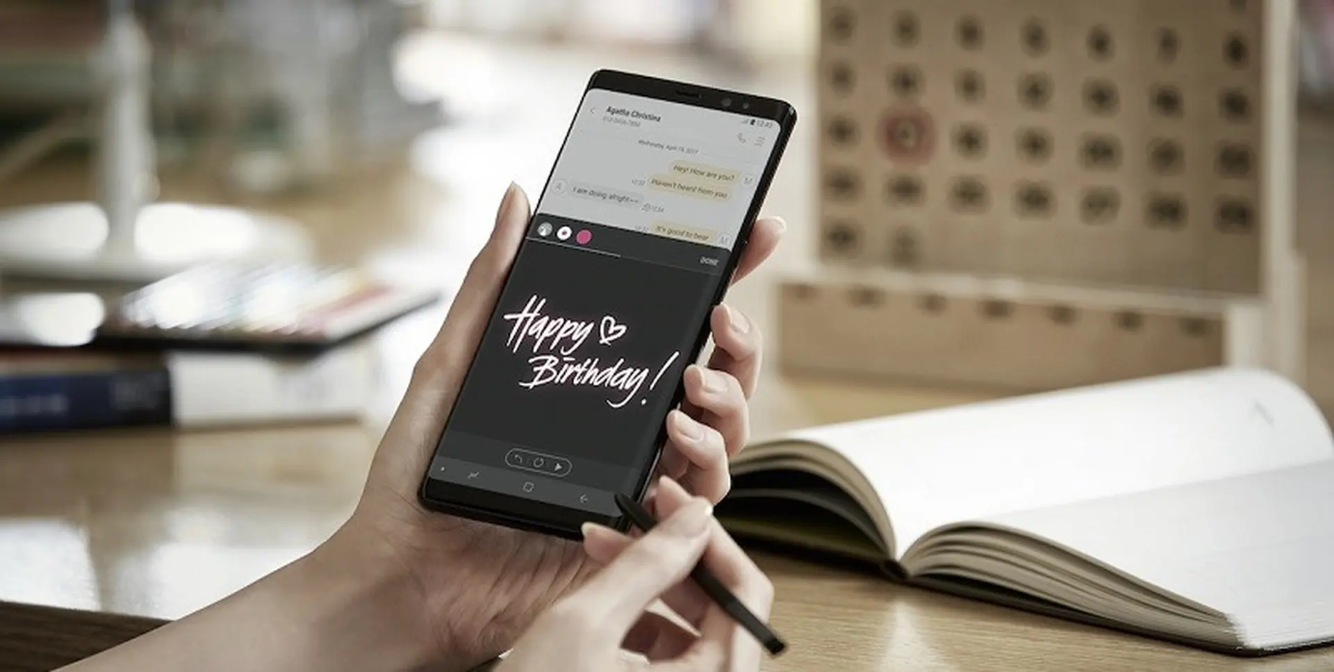 Giá bán Galaxy Note 8 và quà tặng đi kèm ở một số thị trường trên thế giới