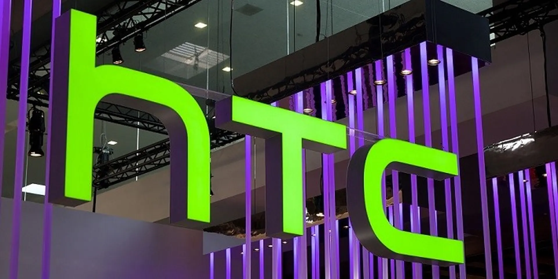 HTC đang lựa chọn hướng đi mới, cân nhắc bán mảng VR?