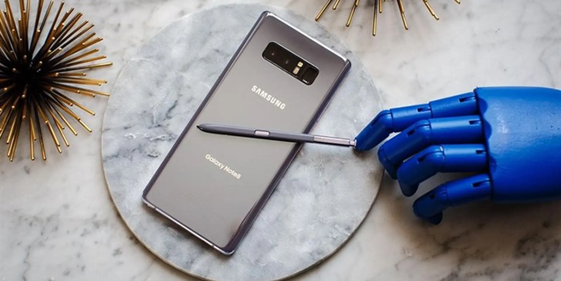 Đây là cách mà Galaxy Note 8 đánh bại mọi đối thủ trên thị trường smartphone hiện nay