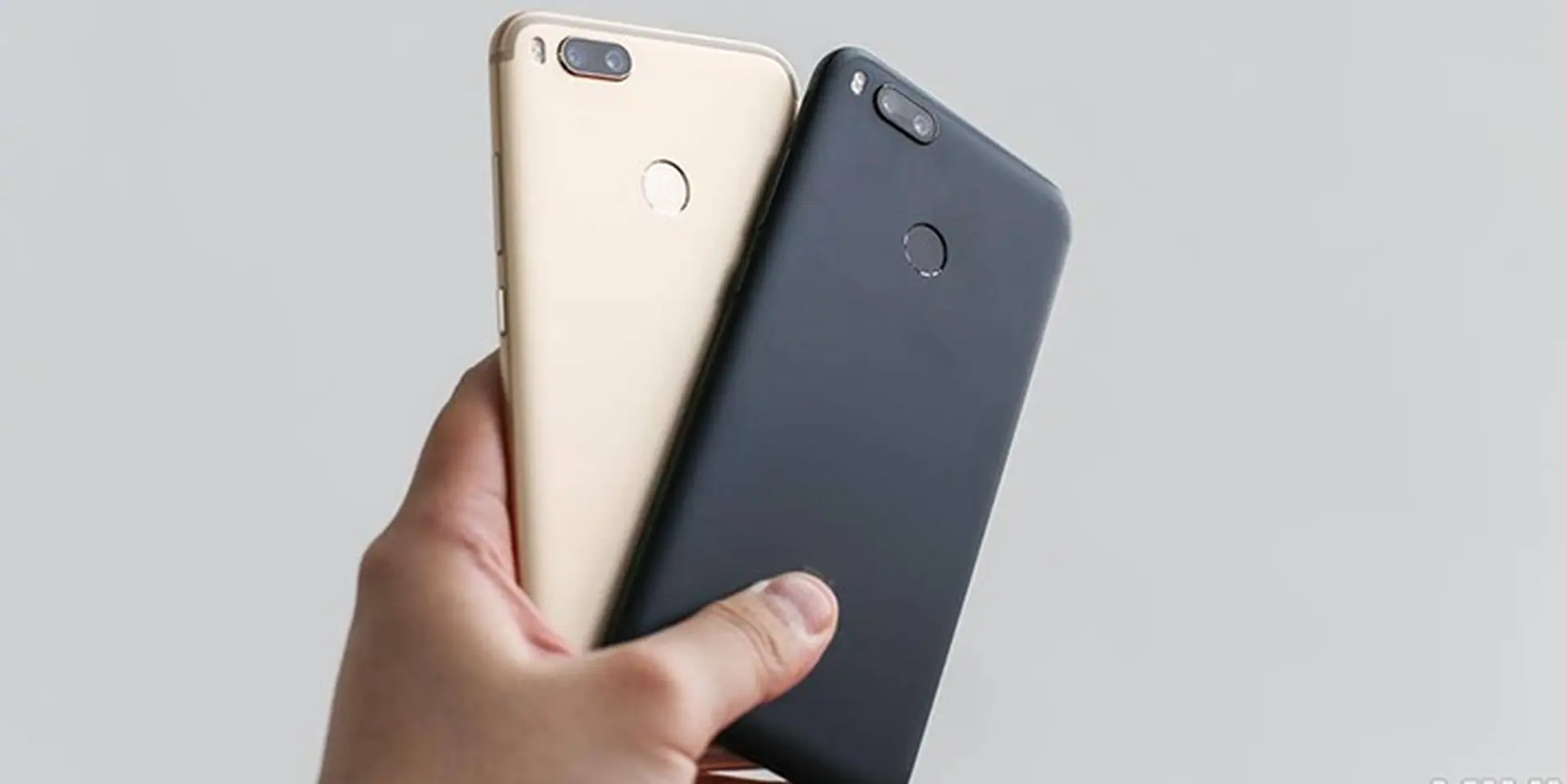 Mở hộp và trên tay Xiaomi Mi 5X: smartphone camera kép giá siêu rẻ