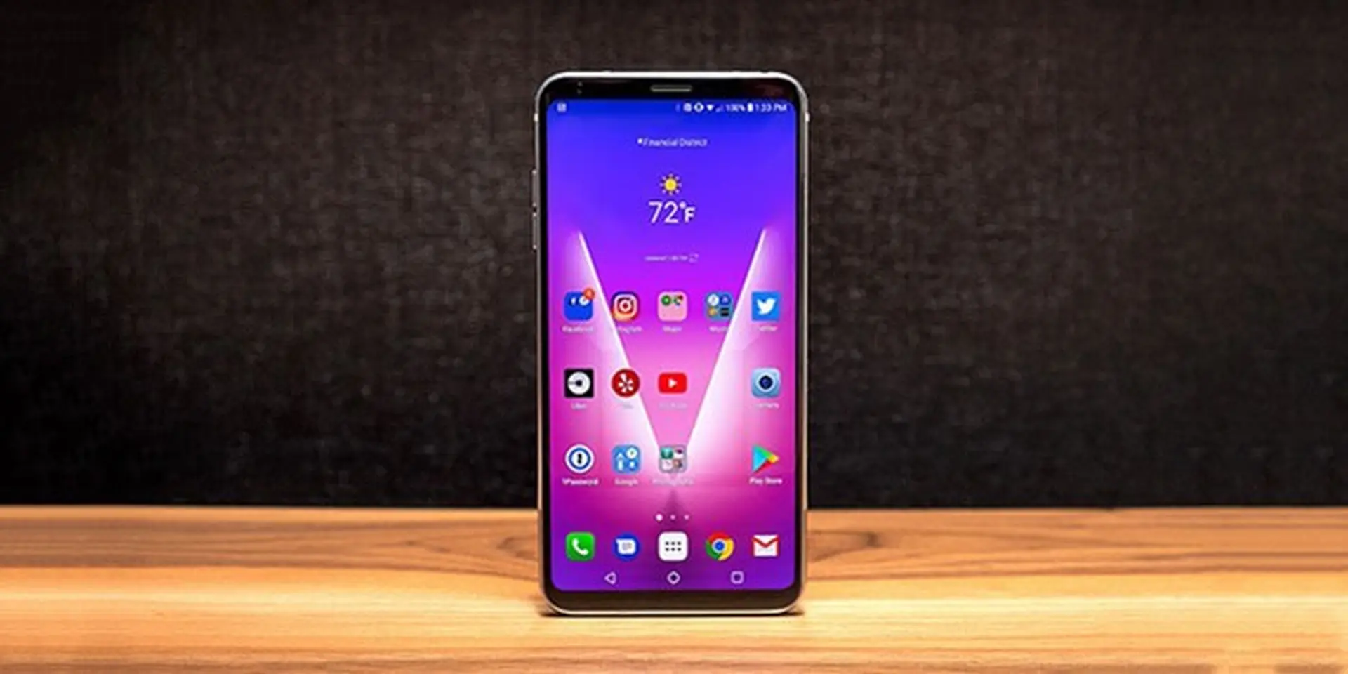 Mời tải về bộ hình nền chất lượng cao trên siêu phẩm LG V30