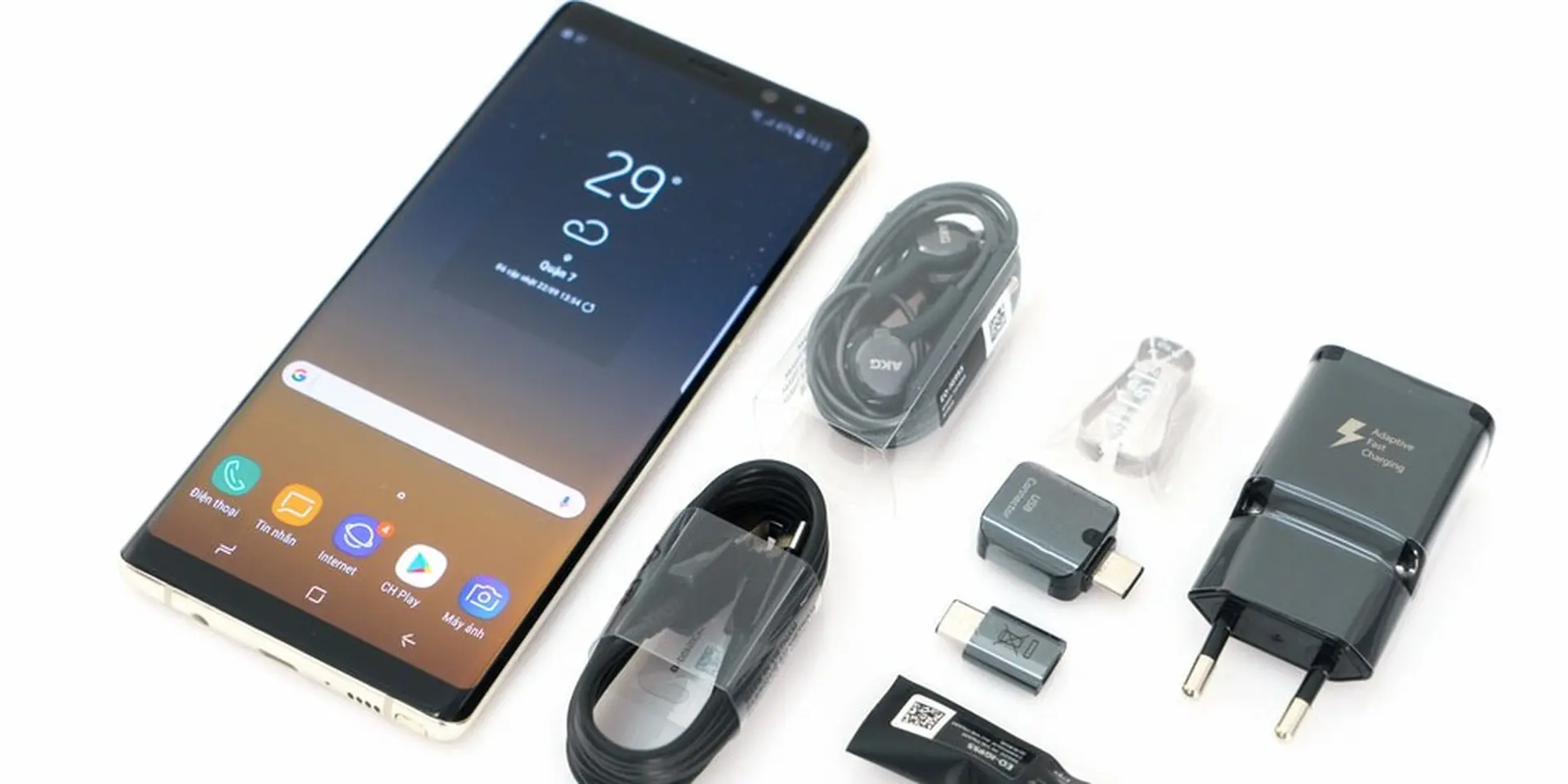 Khui hộp Galaxy Note8 chính hãng: Màu Maple Gold sang trọng, thu hút mọi ánh nhìn