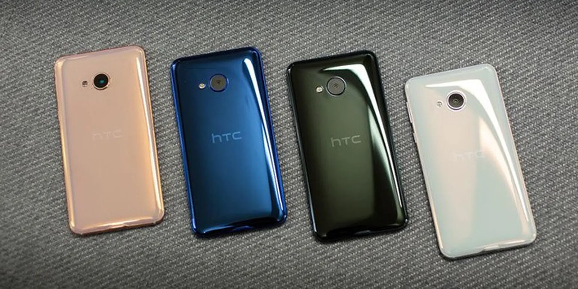 Bật mí khuyến mãi giá tốt nhất năm dành cho bộ ba smartphone HTC!