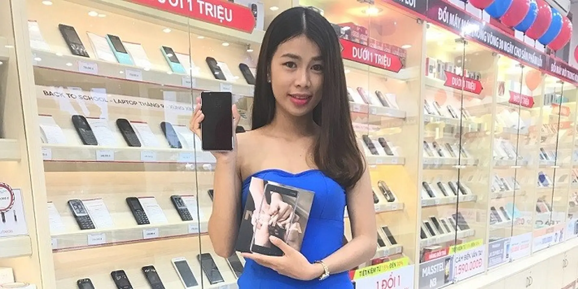 Trên tay và mở hộp nhanh siêu phẩm Nokia 8: 2 Camera, màn hình 2K, hỗ trợ sạc nhanh...