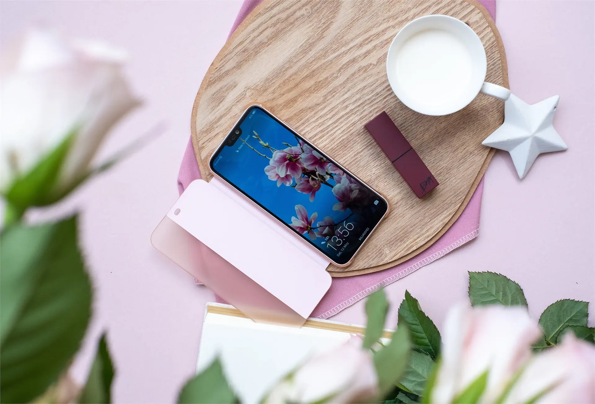 Huawei Nova 3e giảm khủng chỉ còn 5,49 triệu đồng tại FPT Shop