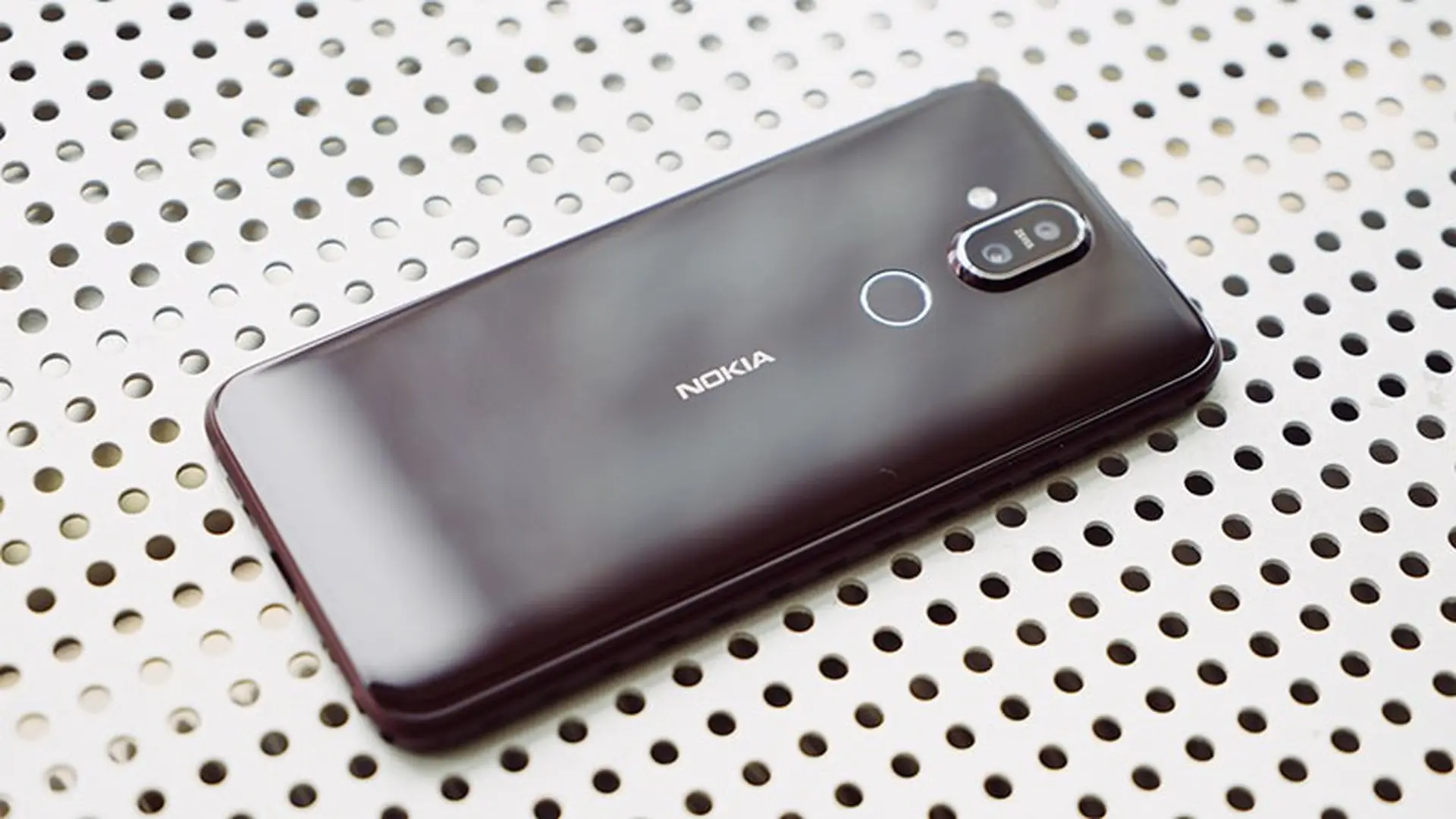 Trên tay Nokia X7: Màn 6.18 inch, Snadragon 710, camera kép Zeiss, giá hơn 5 triệu