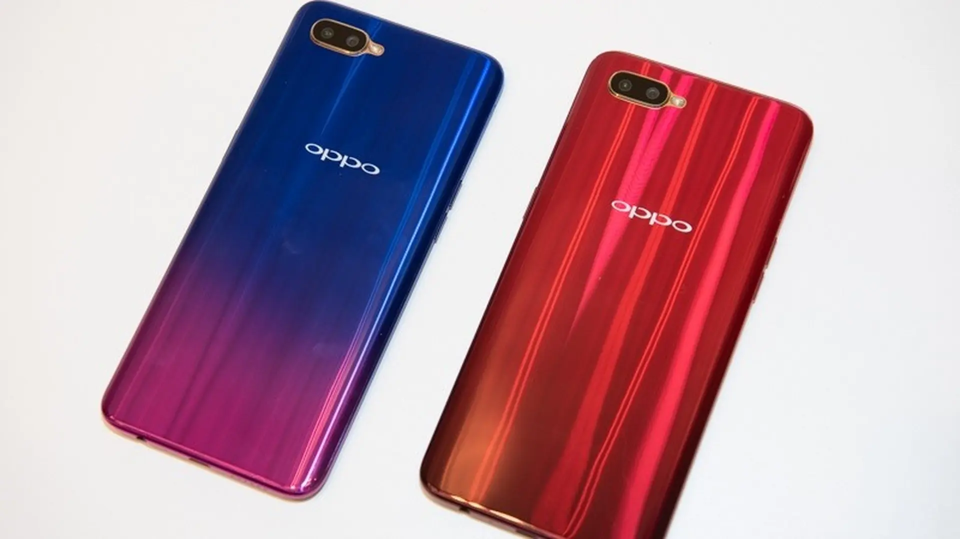 OPPO R17 Neo camera selfie 25MP, vân tay dưới màn hình ra mắt với giá 8 triệu đồng