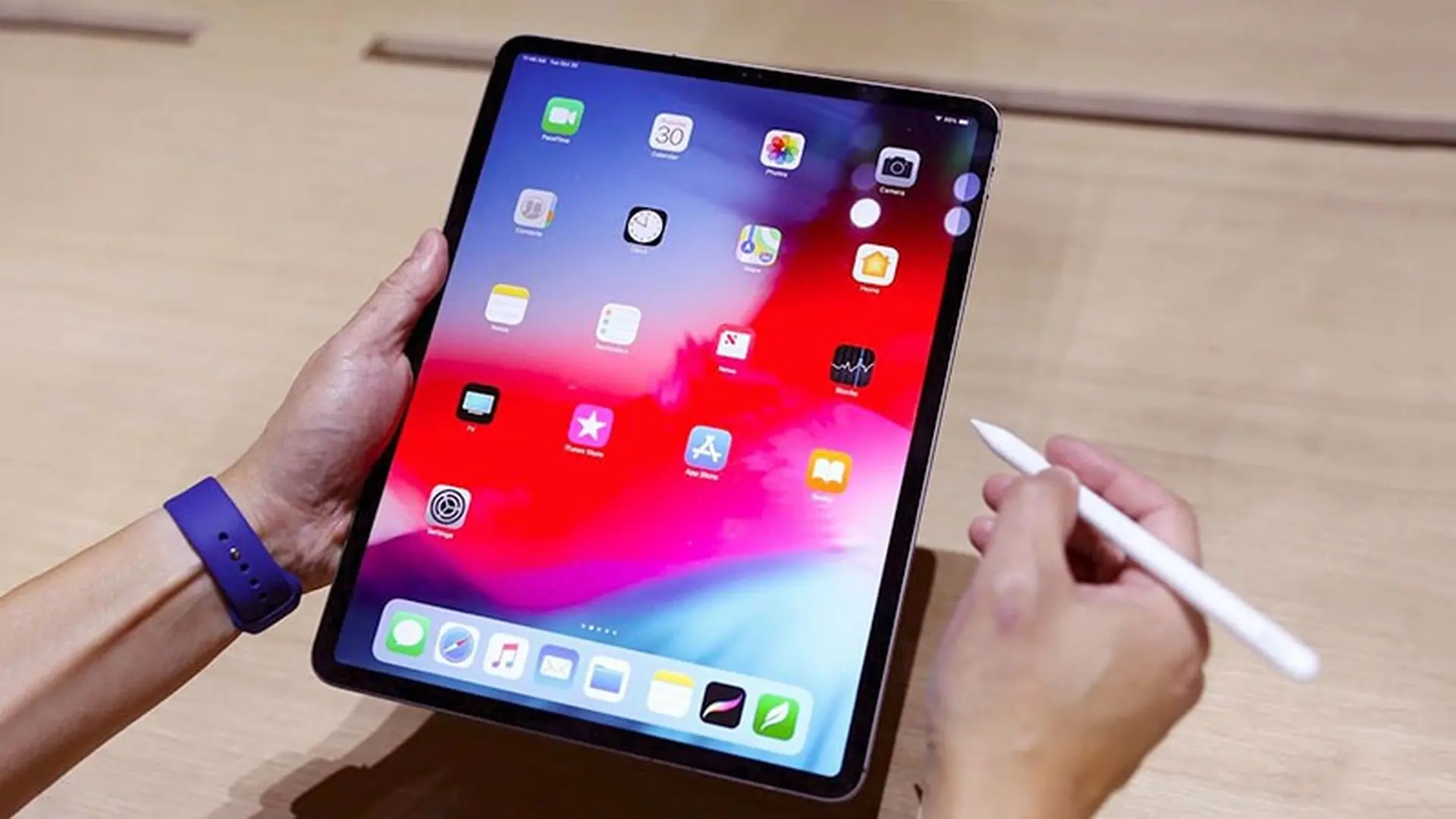 Trên tay Apple iPad Pro 2018: Chip A12X Bionic, Face ID, bỏ nút Home