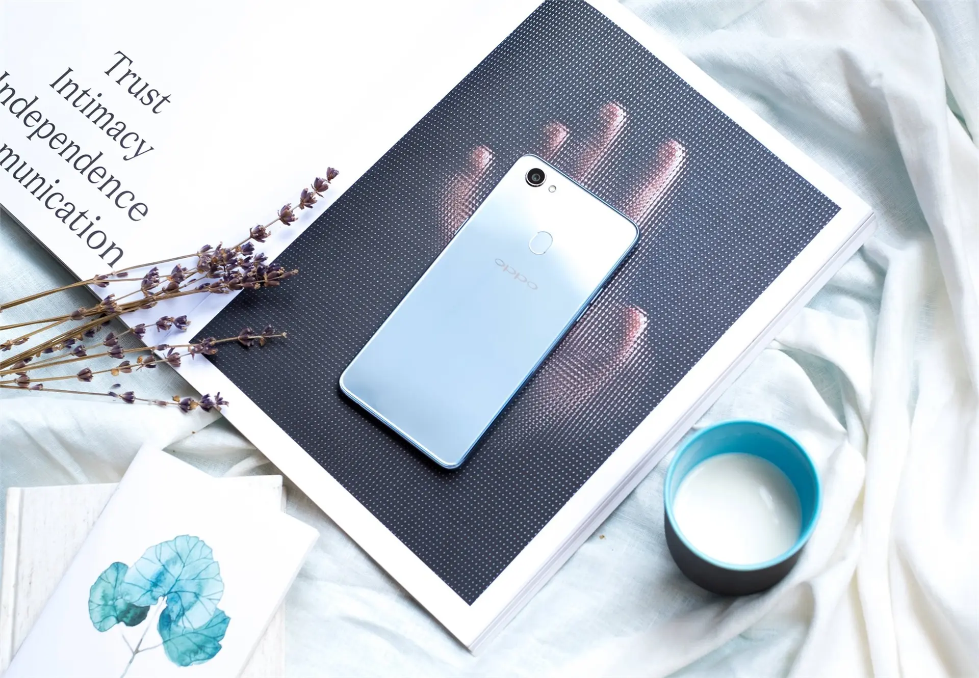 OPPO F7 series giảm khủng đến 1,5 triệu đồng tại FPT Shop