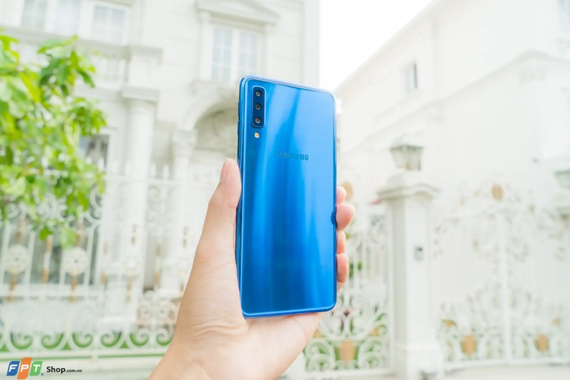 https://fptshop.com.vn/
