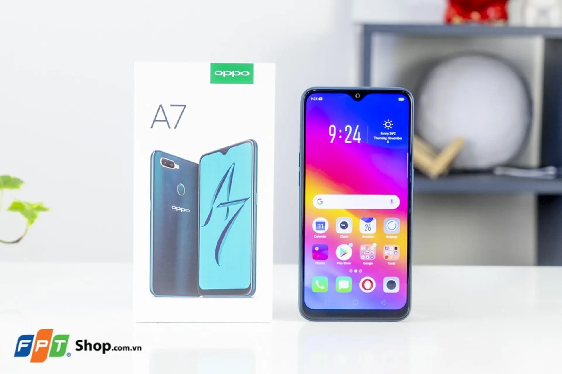 Mở hộp OPPO A7: Thiết kế giả gương, A.I camera kép, pin 4,230 mAh giá 5.9 triệu