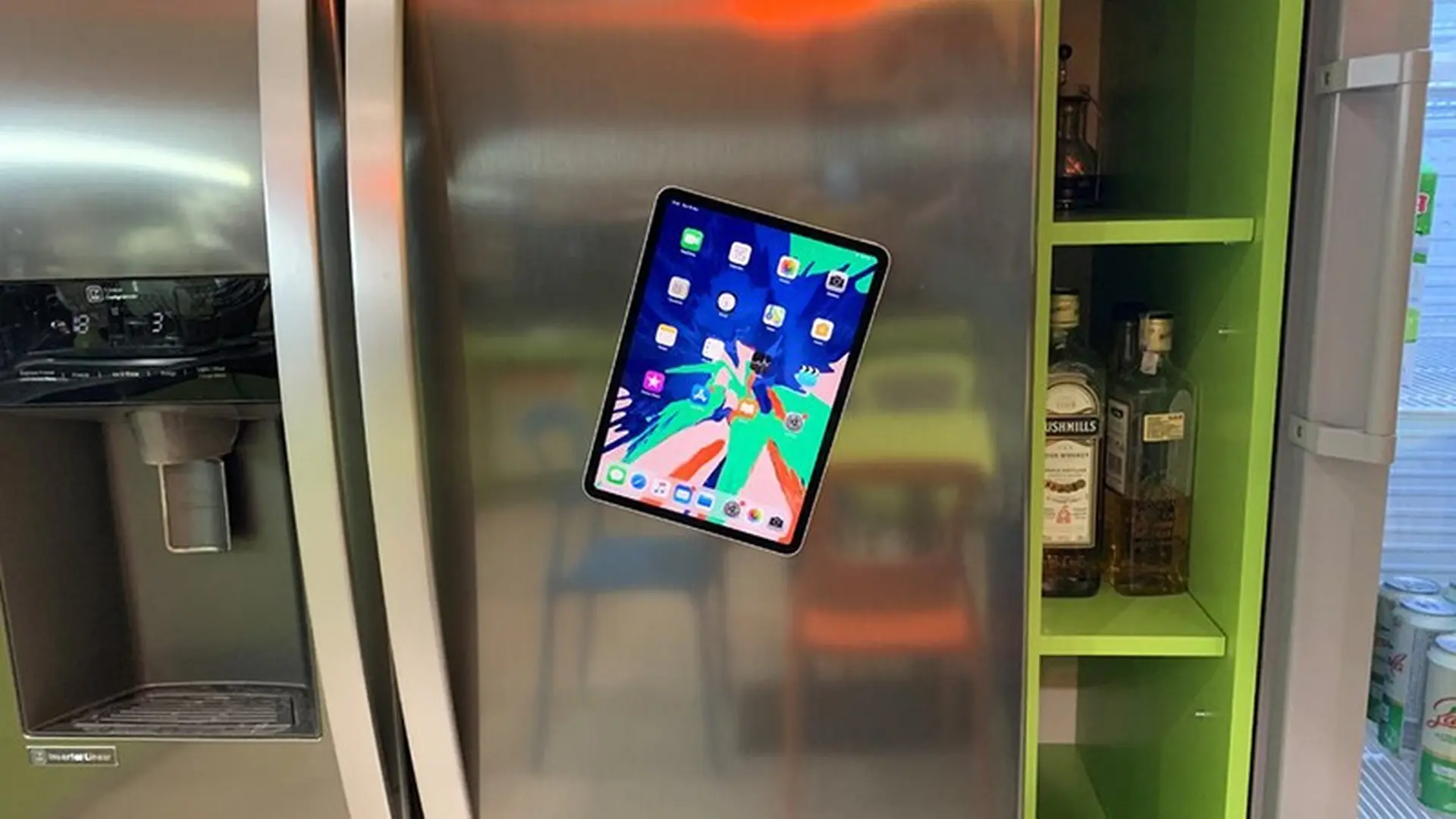 iPad Pro mới của Apple có một tính năng ẩn, đó là nó dính vào mọi thứ!!!