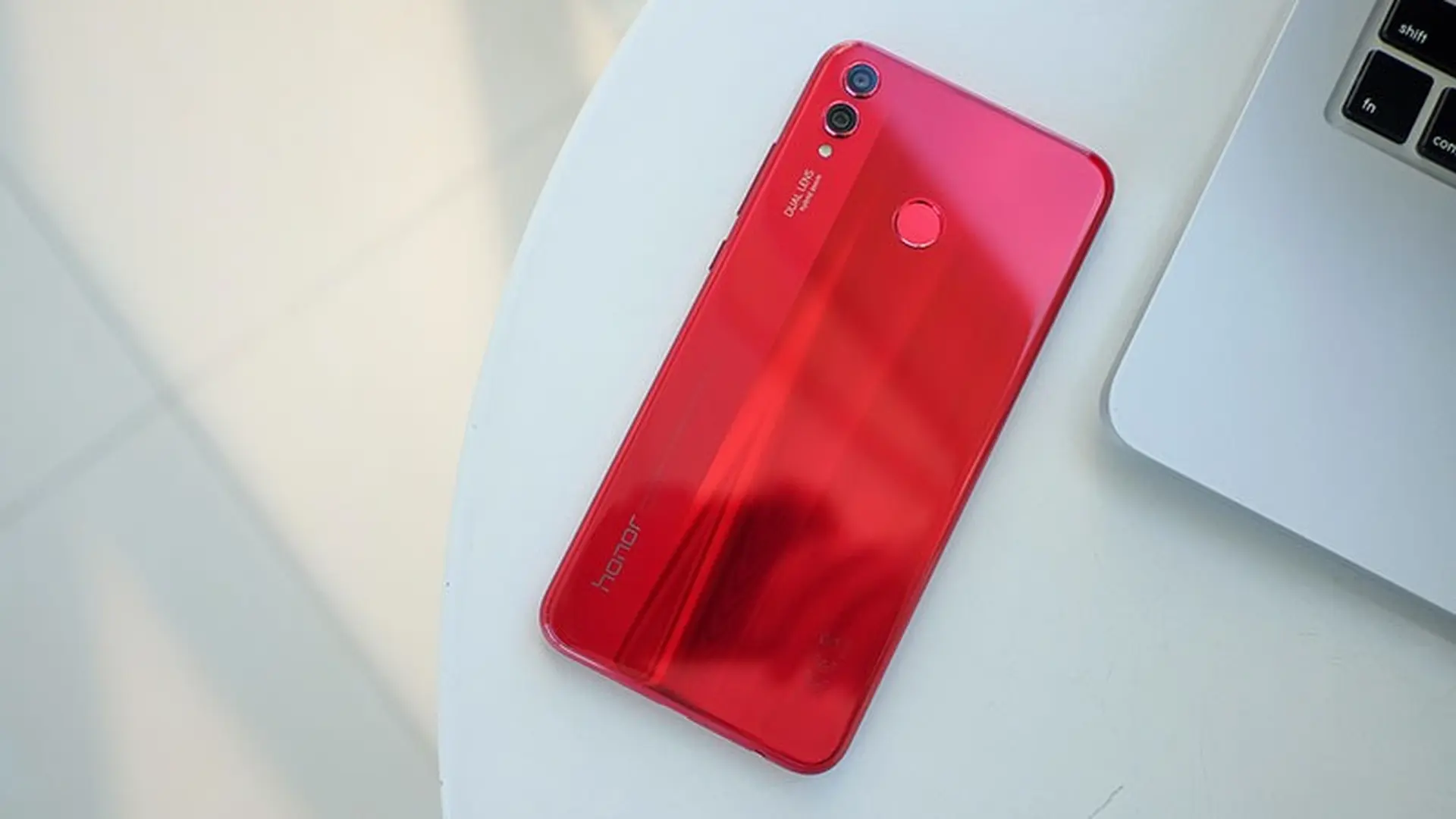 Honor 8X là smartphone bán chạy nhất tháng 10 tại Trung Quốc