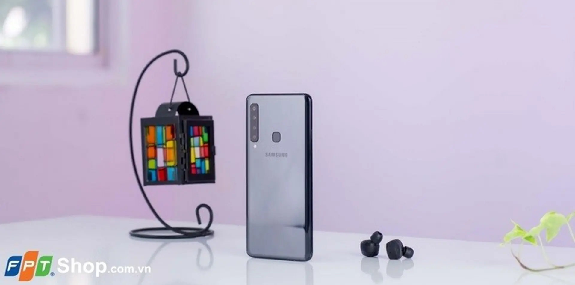 Nhìn lại 4 smartphone dòng A đã ra mắt trong năm 2018