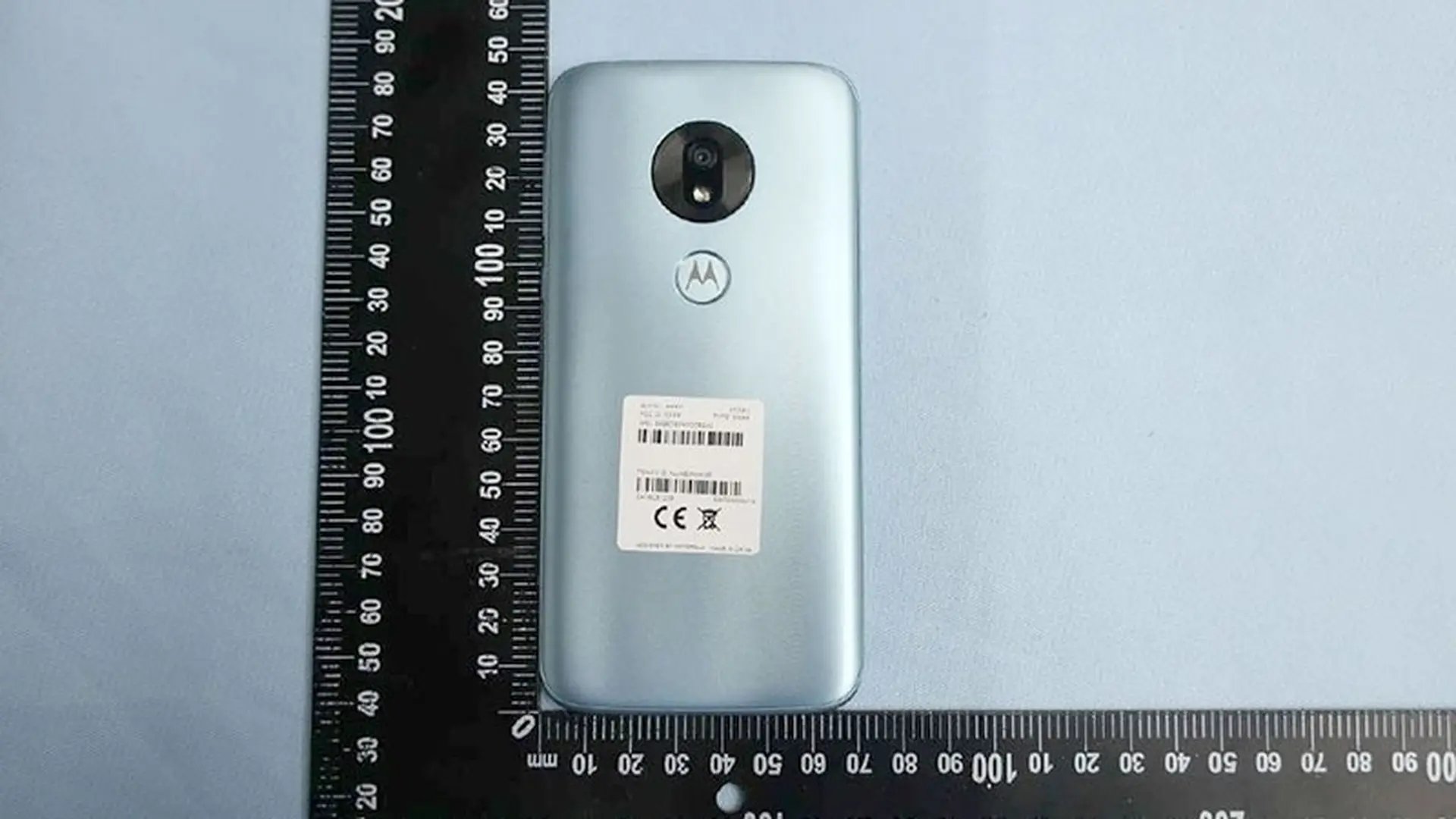 Moto G7 Play được chứng nhận FCC với notch lớn, camera đơn