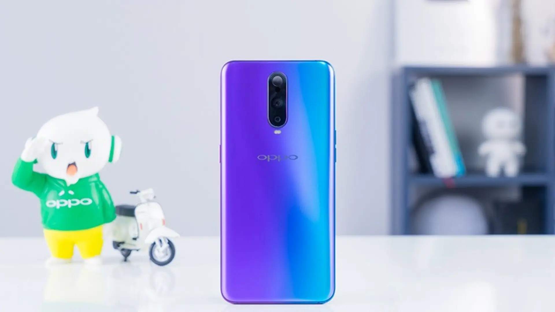 Có gì hấp dẫn trên OPPO R17 Pro giá 17 triệu mới ra mắt tại Việt Nam