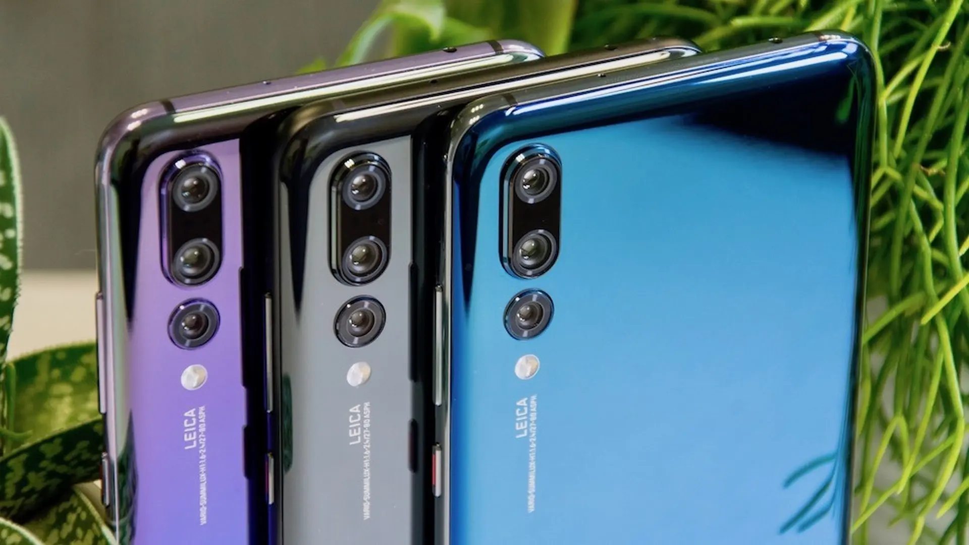 Huawei P30 sẽ trang bị 5 camera, màn hình “khoét lỗ”