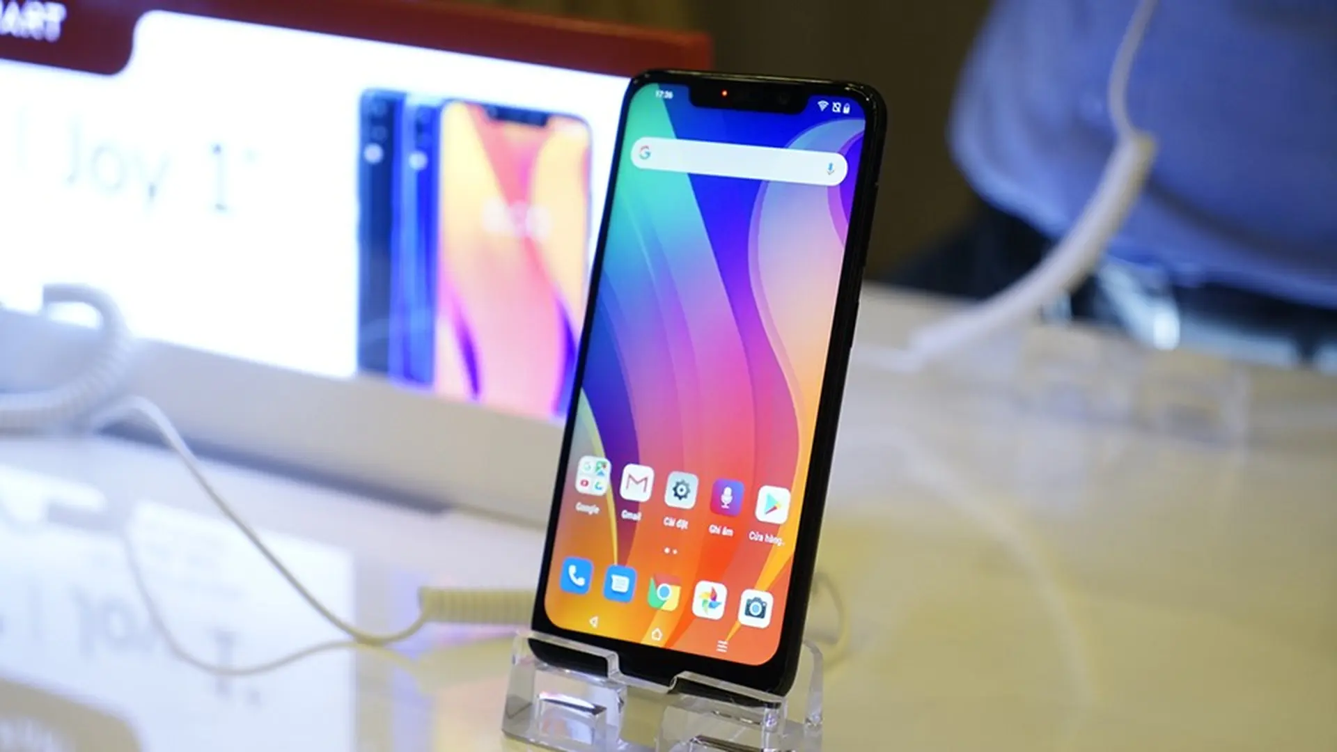 Trên tay Vsmart Joy 1 và Joy 1+: máy đẹp, hoàn thiện tốt, giá rẻ