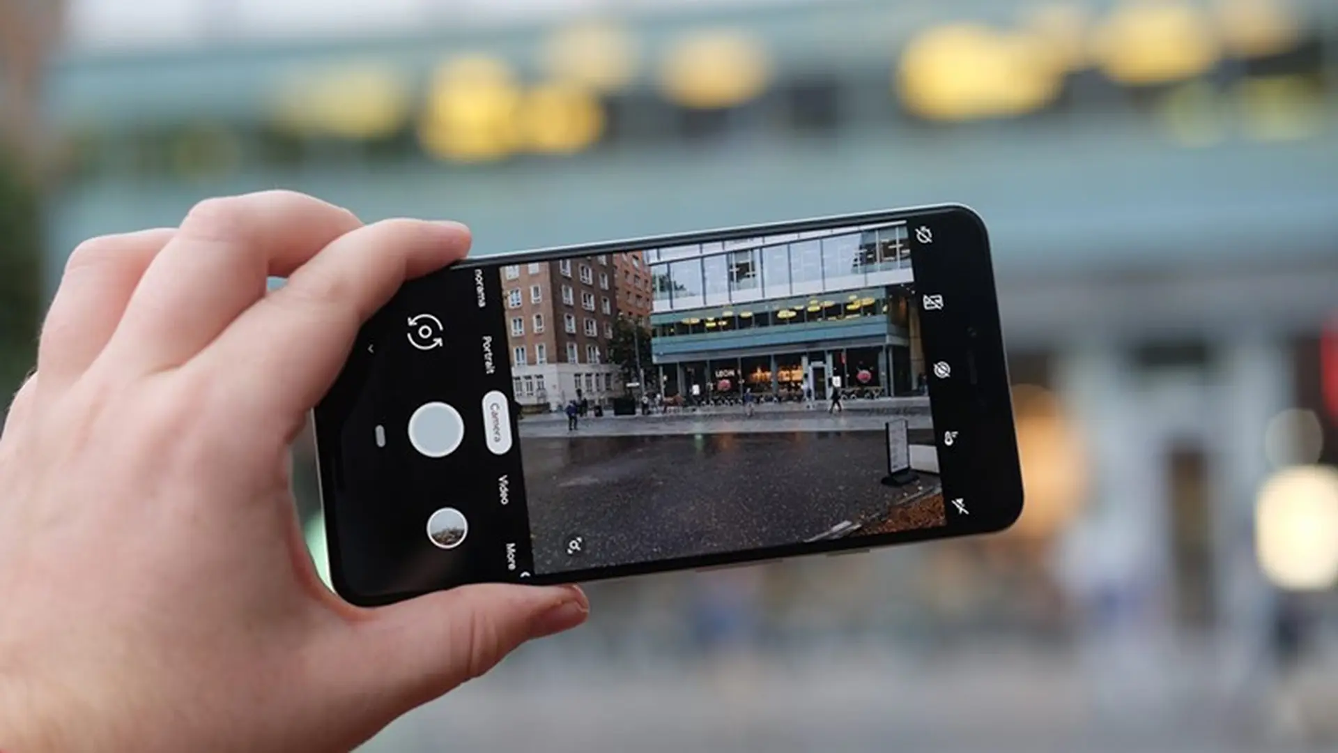 Thiết kế camera cho smartphone sẽ trở nên “điên rồ” hơn trong năm 2019