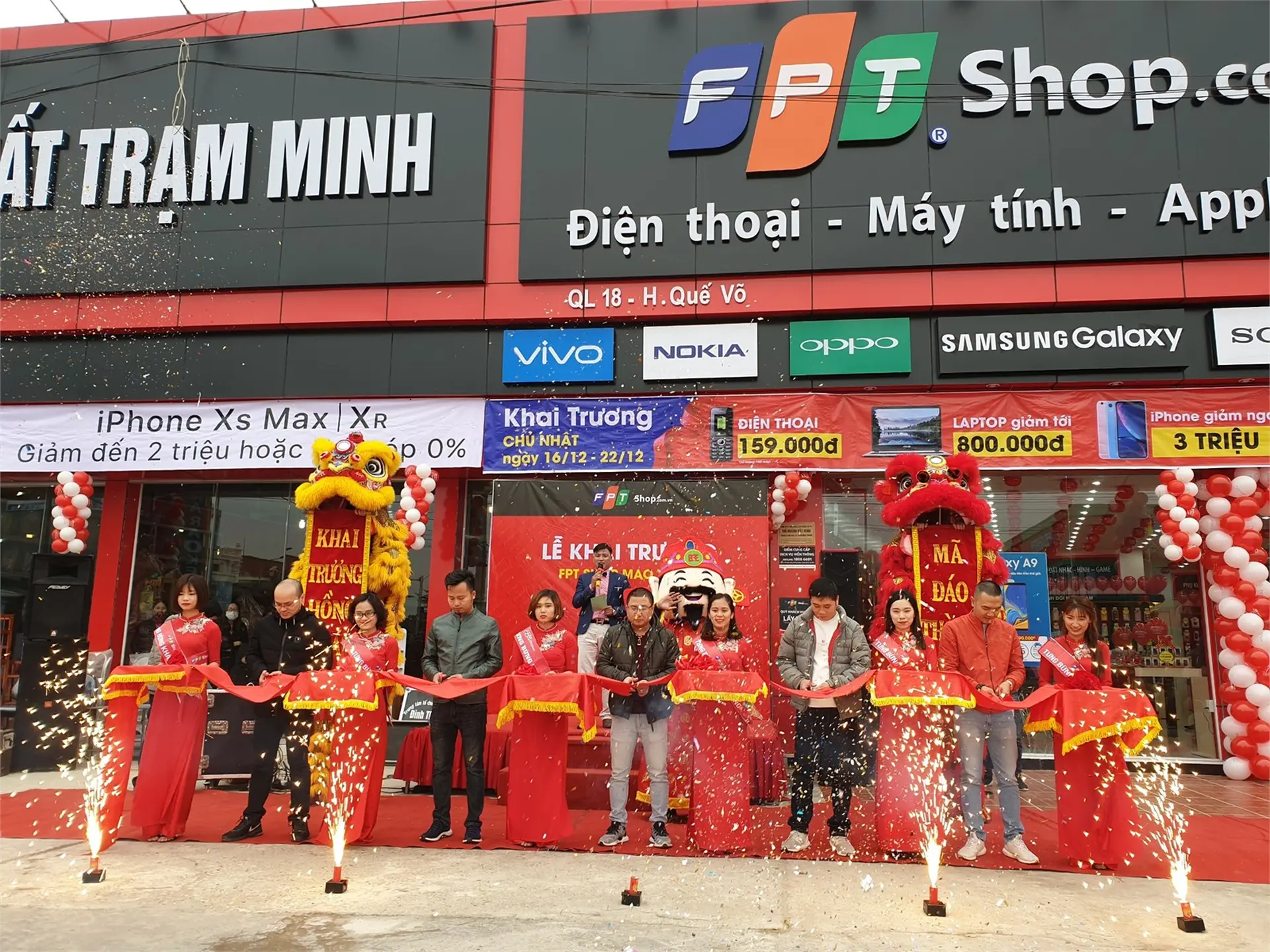 FPT Shop Quế Võ - Bắc Ninh khai trương, giảm đến 3 triệu cho tất cả khách hàng