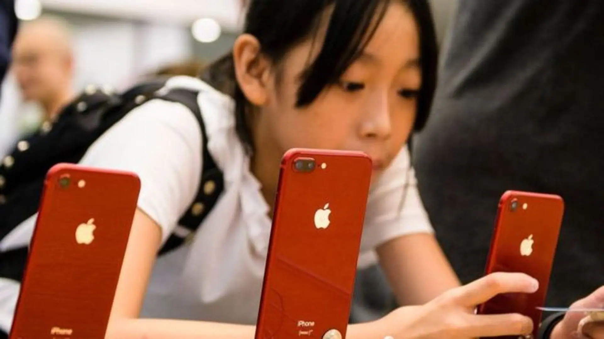 iPhone đang bị hàng trăm công ty Trung Quốc tẩy chay