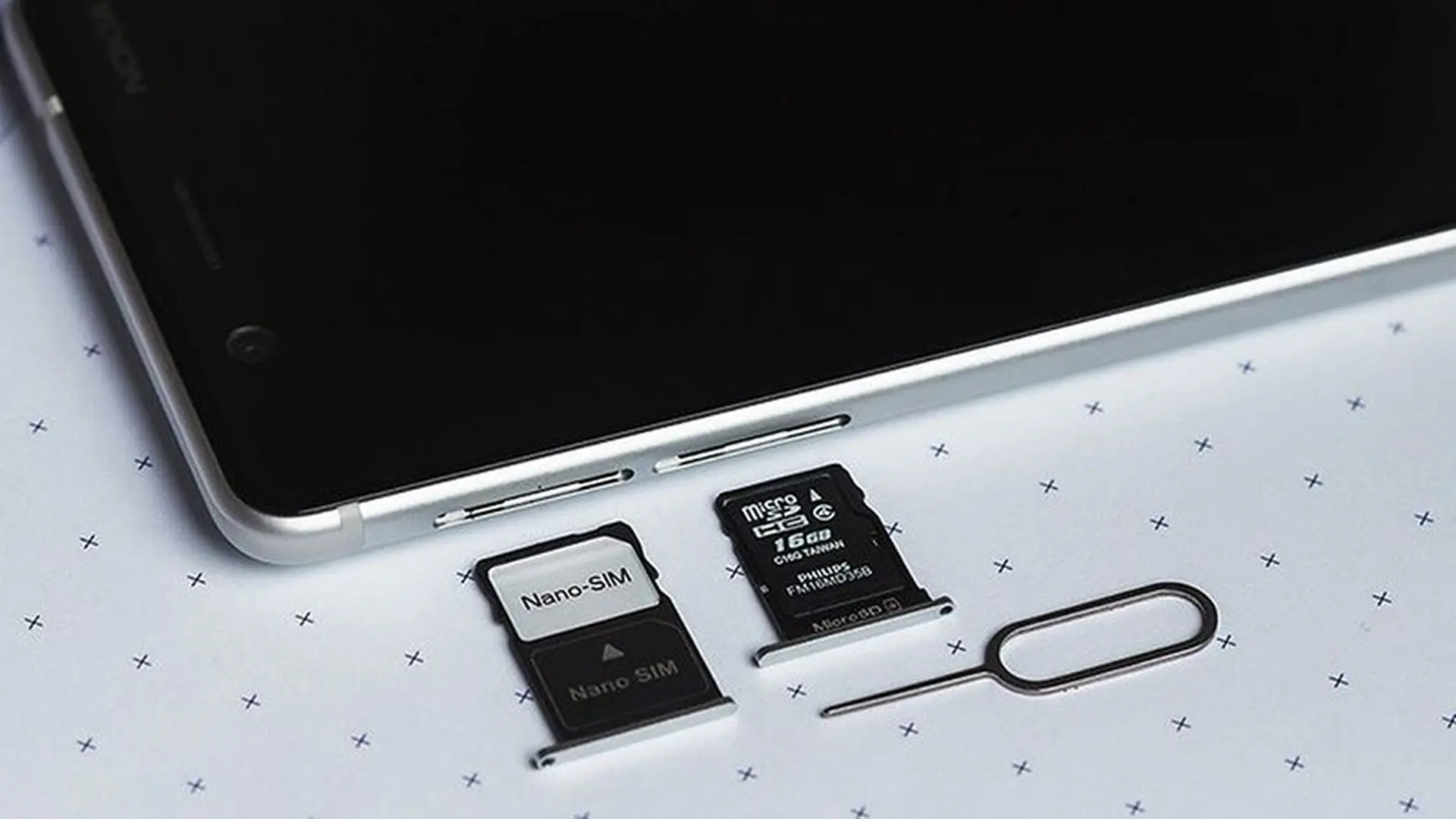 Google bắt đầu hỗ trợ các nhà sản xuất điện thoại Android trong việc tích hợp eSIM