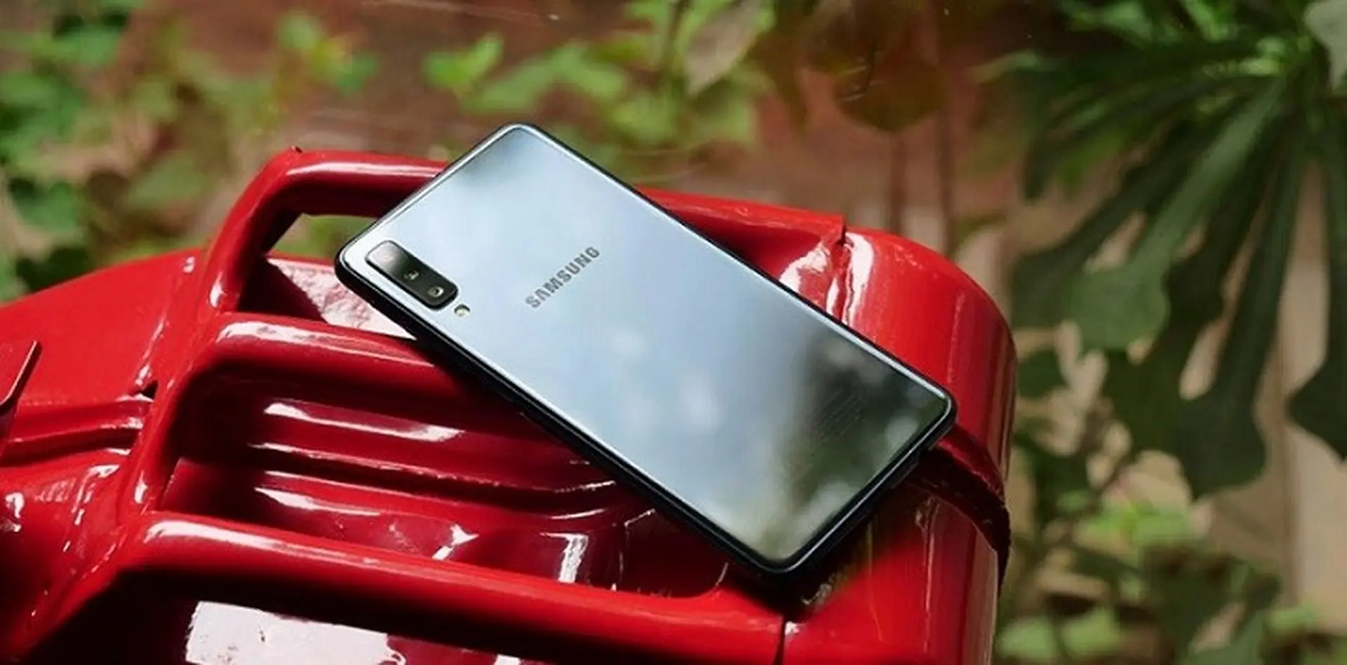 Galaxy A7 (2018) được cập nhật, bổ sung thêm chế độ quay video siêu siêu chậm