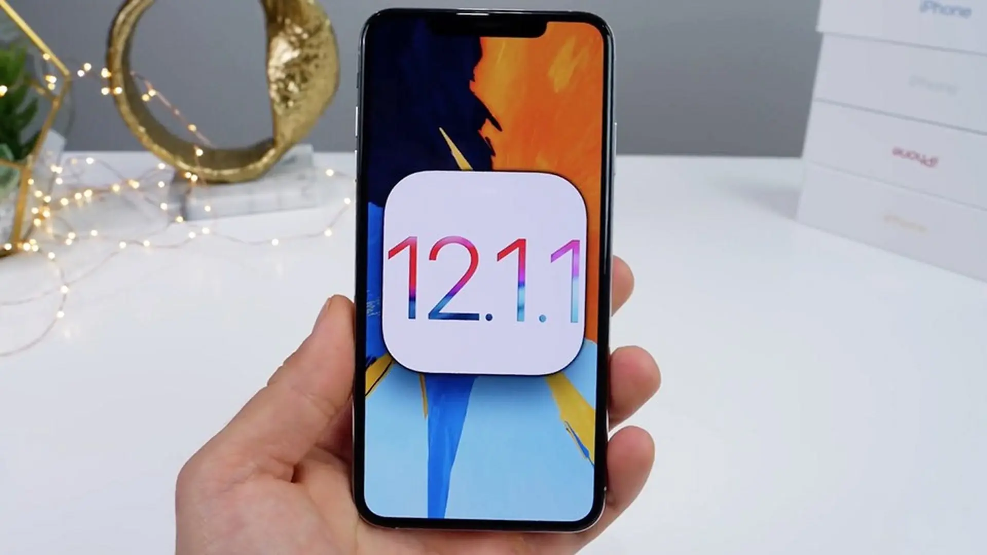 Có nên cập nhật bản iOS 12.1.1 vừa ra mắt hay không?