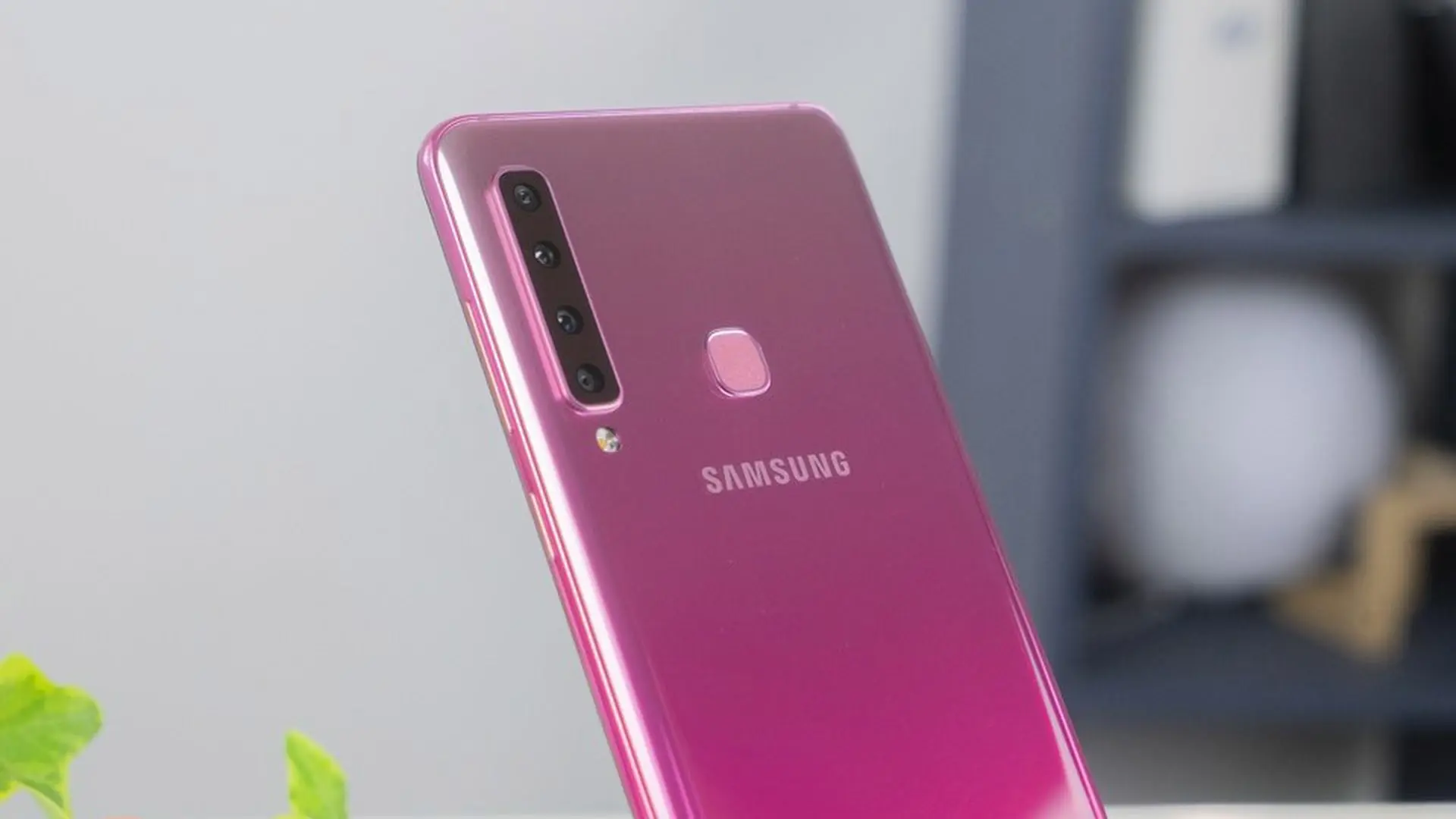 5 smartphone bán chạy nhất FPT Shop tuần đầu tháng 12