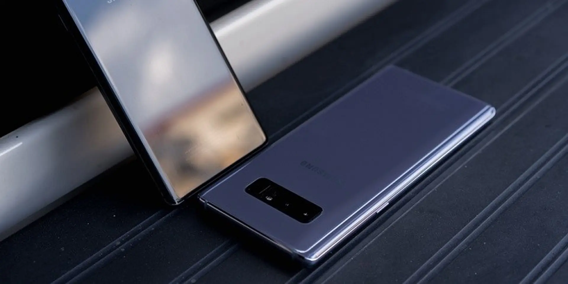 Galaxy Note 8 màu tím khói bắt đầu mở bán tại FPT Shop, giá không đổi