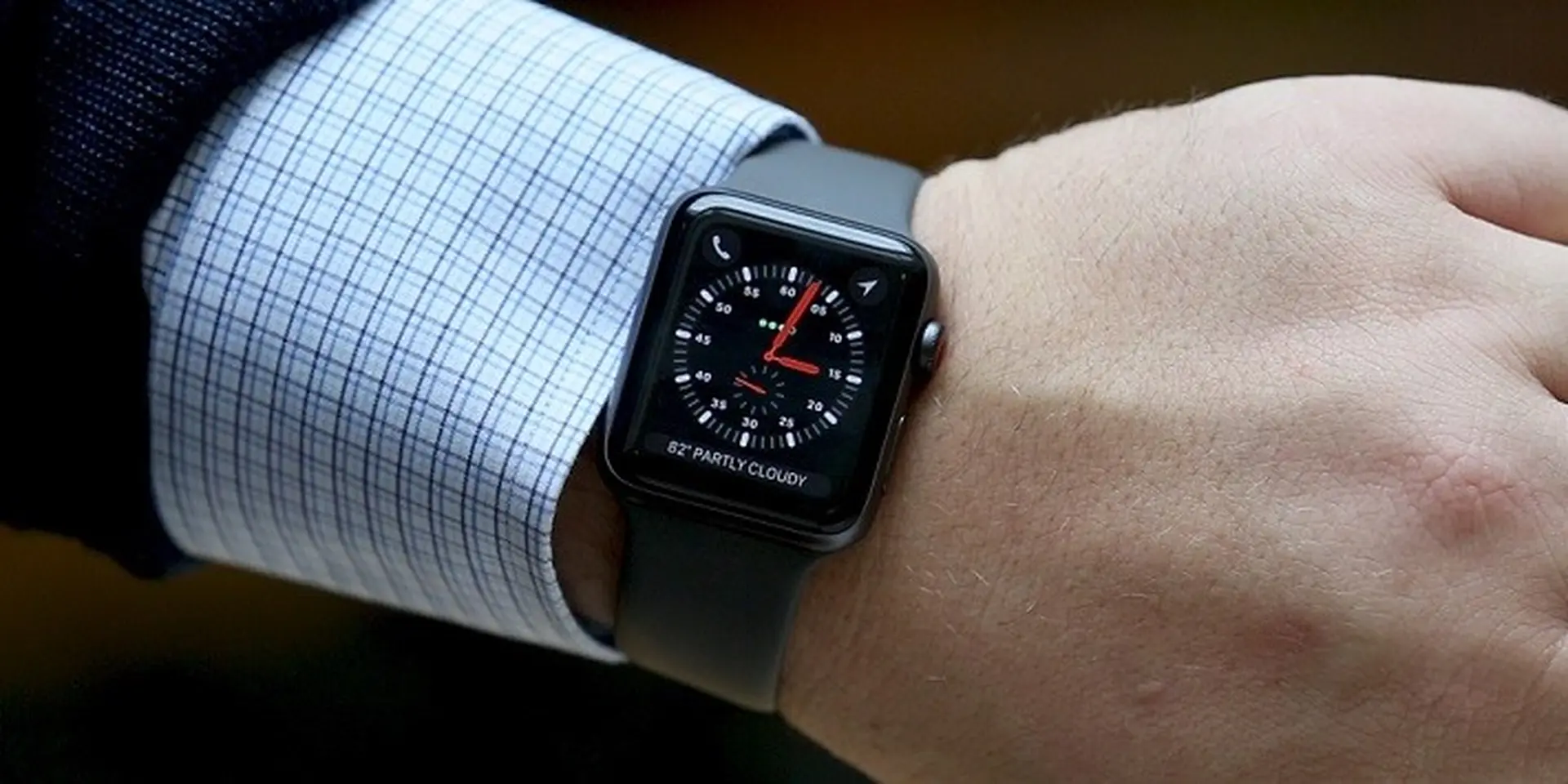 Apple Watch "bắn pháo bông" chúc mừng năm mới!