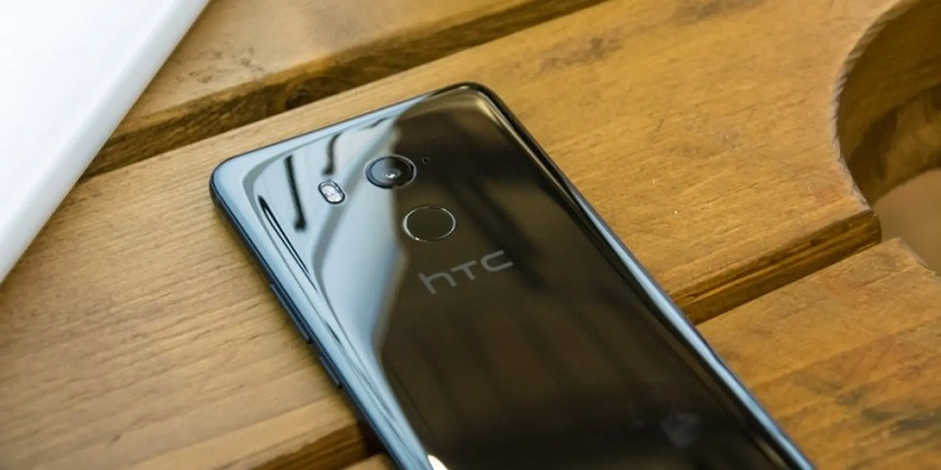 Flagship HTC U12 sẽ không ra mắt tại MWC 2018