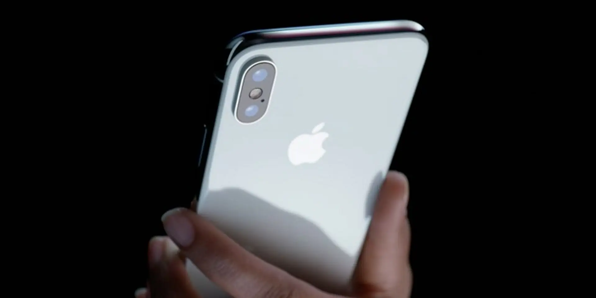 Không có chuyện Apple khai tử iPhone X, nhưng chỉ có 2 mẫu iPhone mới ra mắt trong 2018?