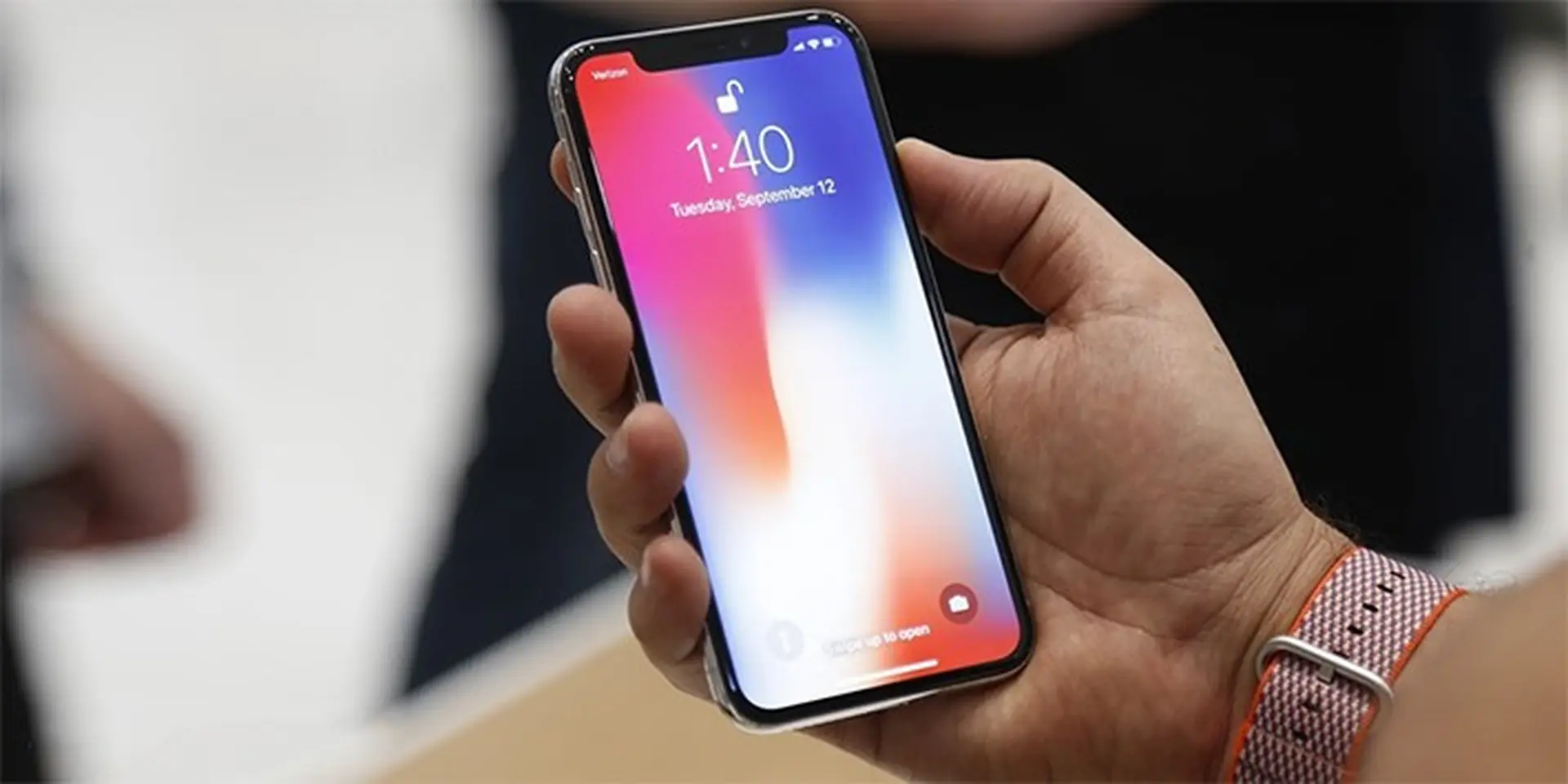 Nhu cầu iPhone X đang bị thổi phồng, iPhone X không hề hút khách như nhiều người nghĩ