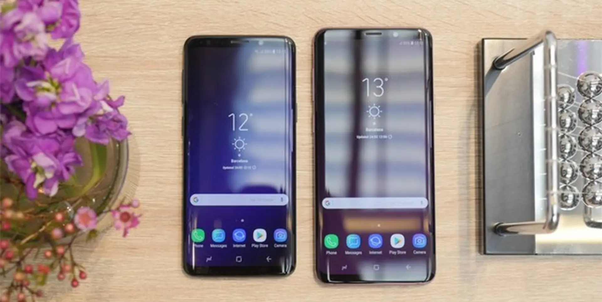 Samsung Galaxy S9/S9+ có viền màn hình mỏng hơn Samsung Galaxy S8/S8+