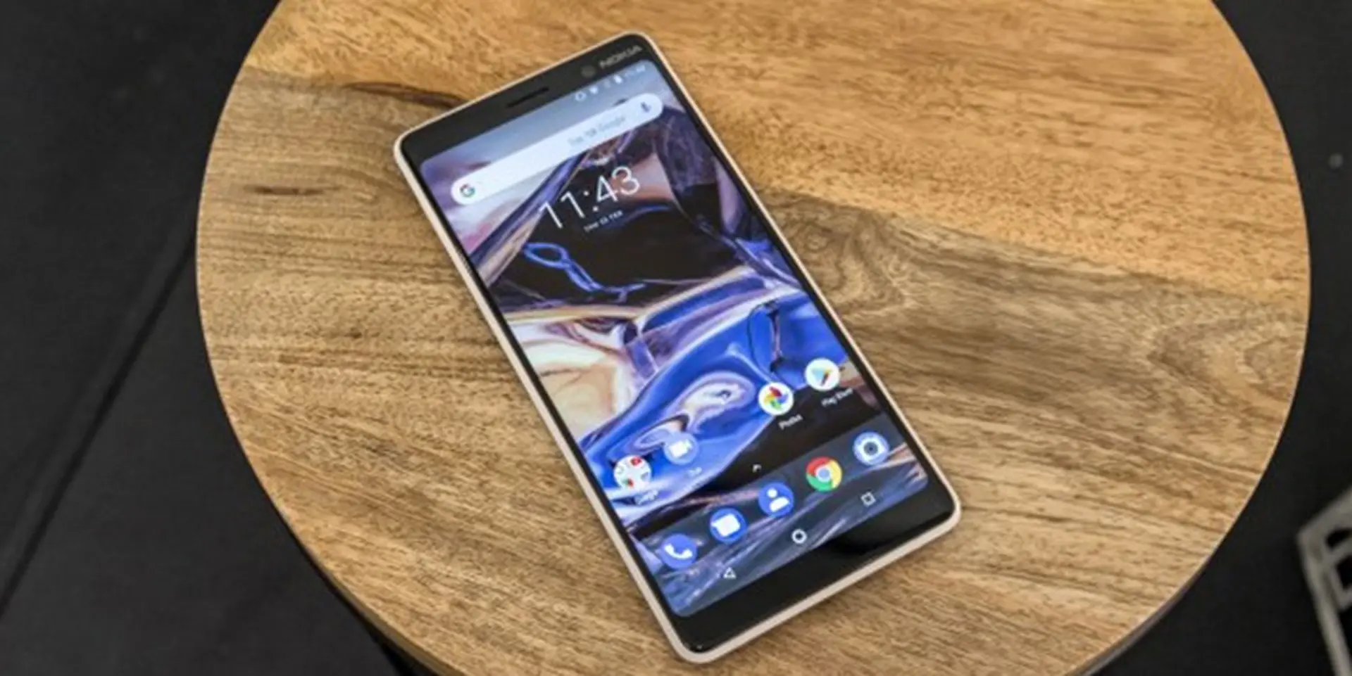 [MWC 2018] Trên tay Nokia 7 Plus: Smartphone đẹp nhất của Nokia?