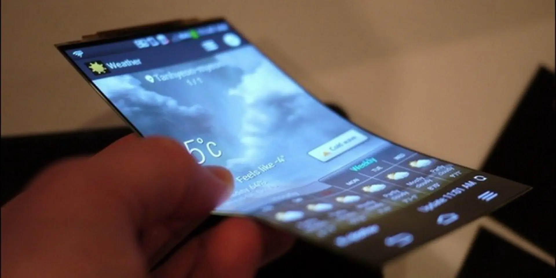 LG đăng ký bằng sáng chế với 3 màn hình gập