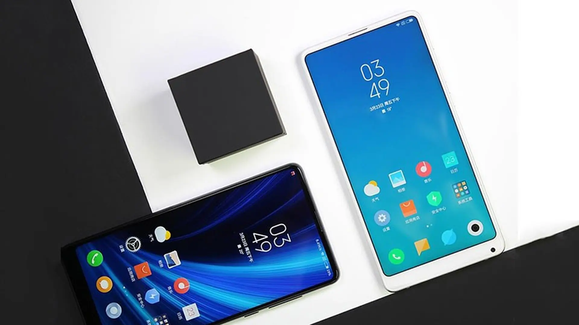 Trên tay Xiaomi Mi Mix 2s: Gọn hơn, chip mạnh hơn và camera tốt hơn