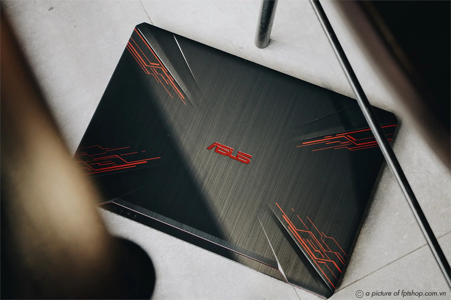 FPT Shop tặng quà khủng đến gần 4 triệu đồng cho khách mua laptop gaming