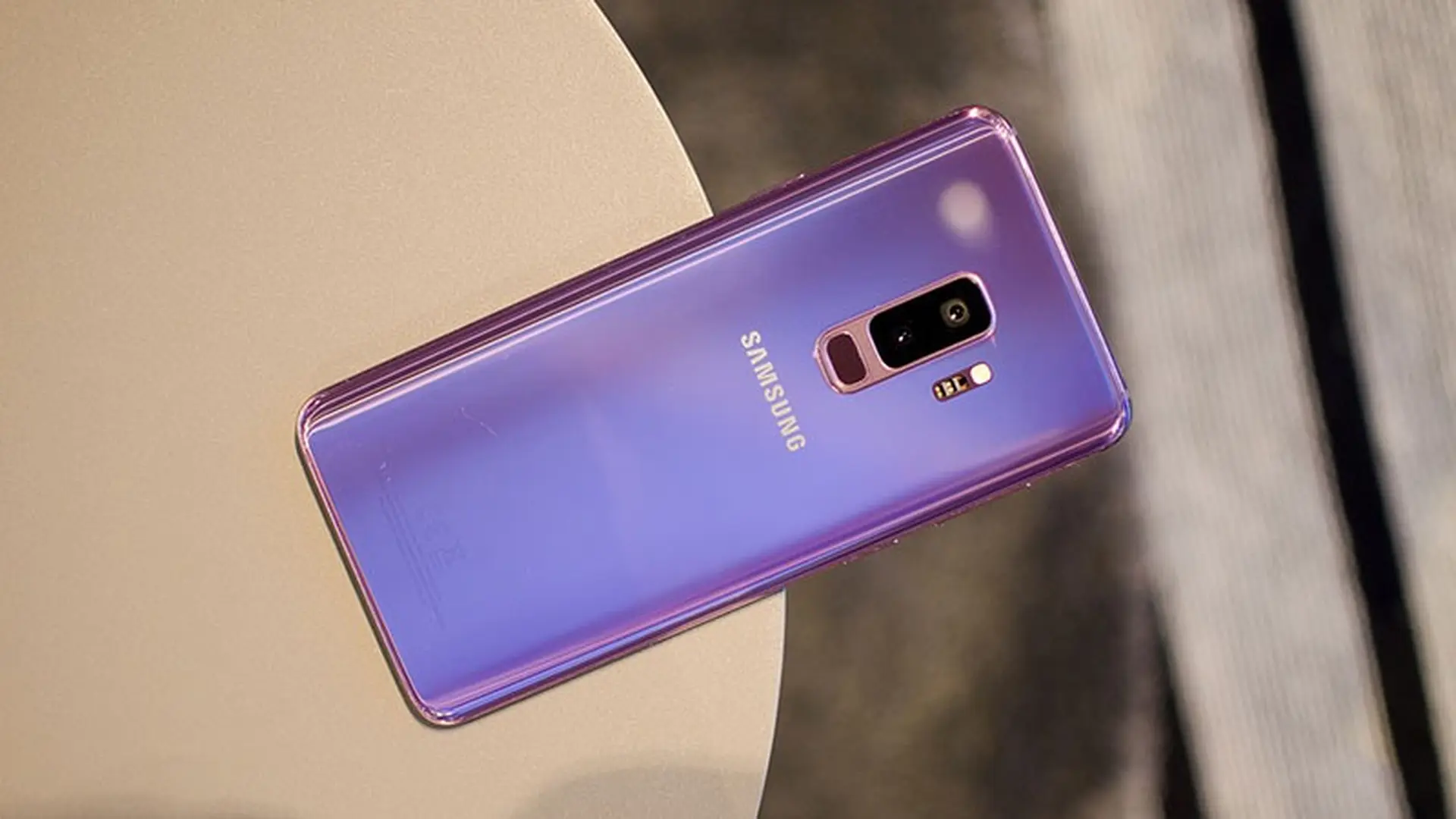 Tại sao Galaxy S9+ Tím Lilac 128GB lại đáng mua đến vậy?