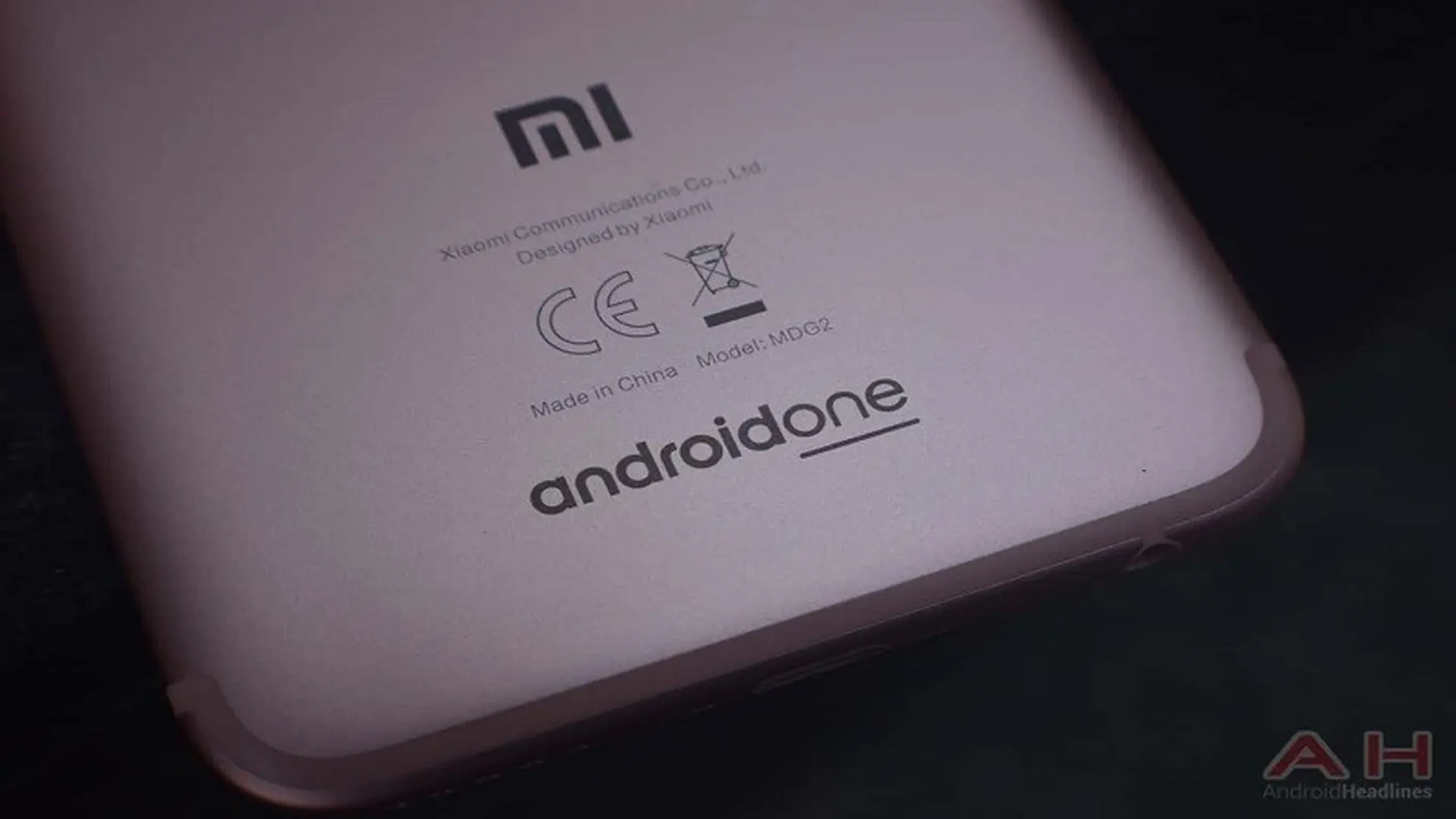 Không chỉ Mi A2, Xiaomi sẽ giới thiệu thêm một mẫu smartphone khác chạy Android One trong năm nay