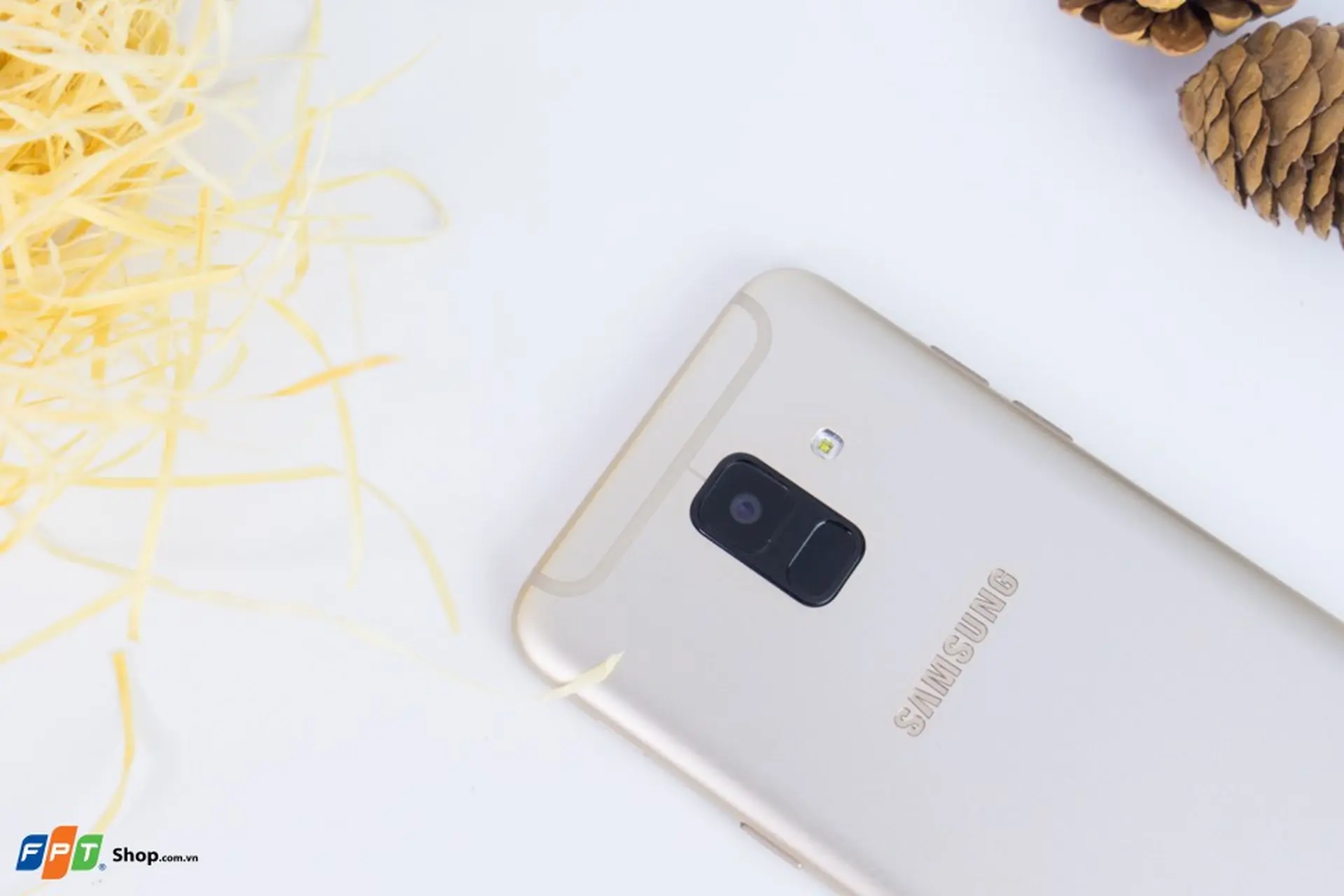 https://fptshop.com.vn/