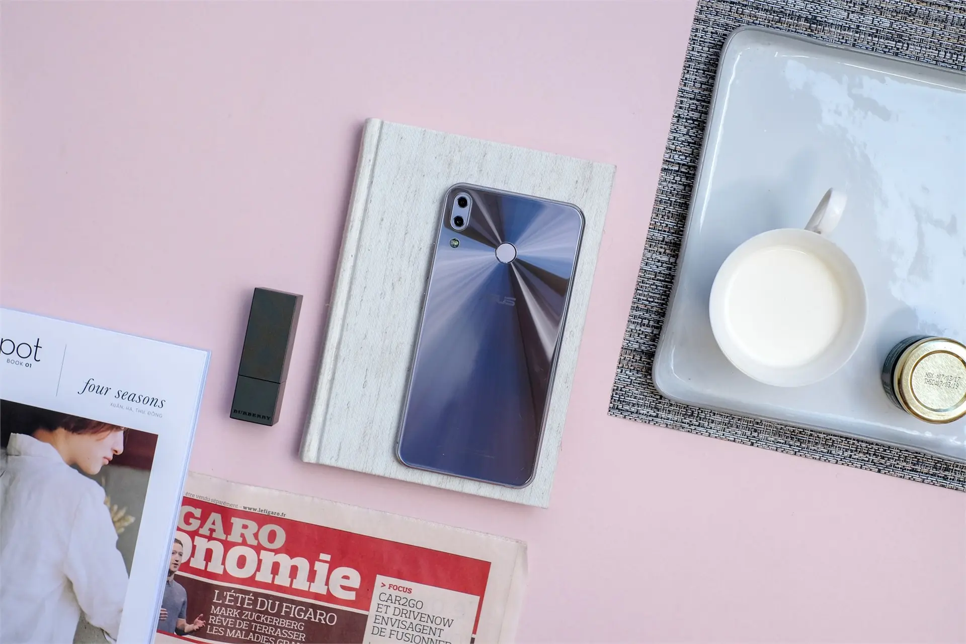 FPT Shop mở đặt mua độc quyền Asus Zenfone 5, giá bán 7,99 triệu đồng