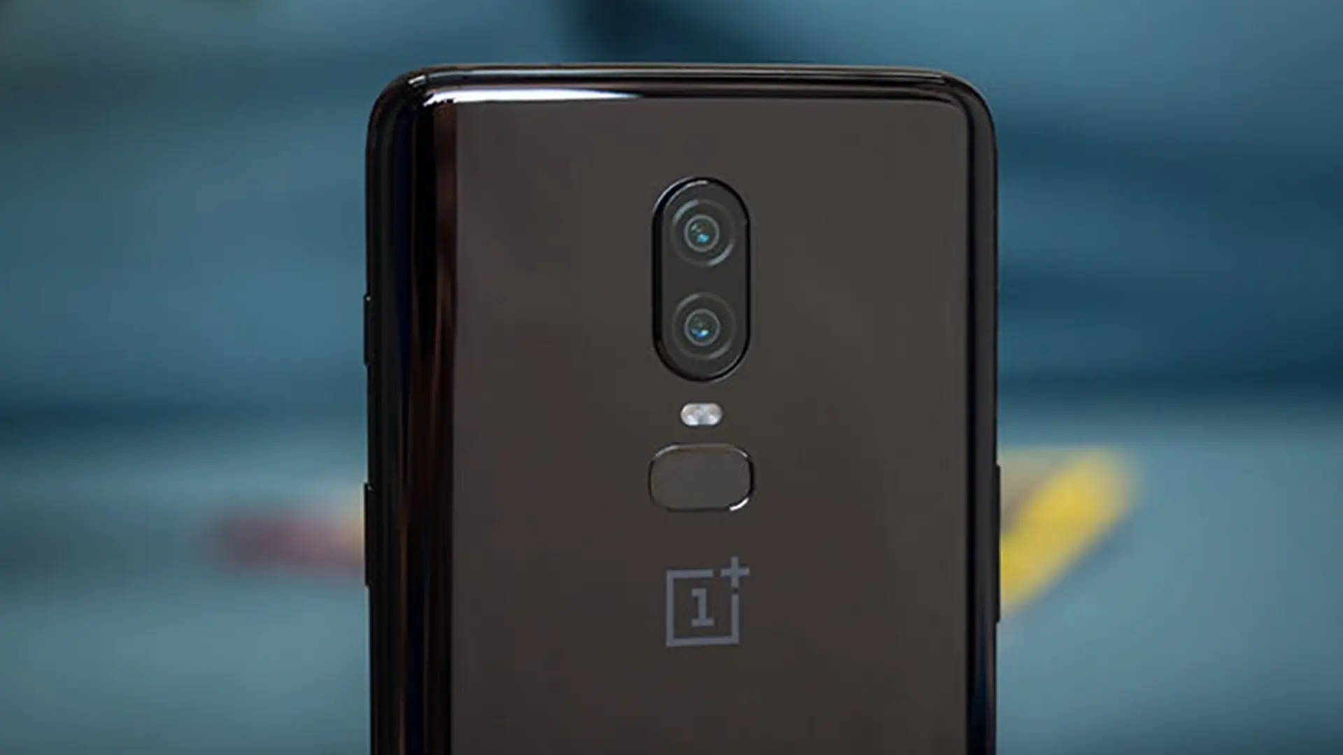 Đọ camera OnePlus 6 với Pixel 2 XL, Galaxy S9+ và iPhone X: Gay cấn đến phút cuối cùng!