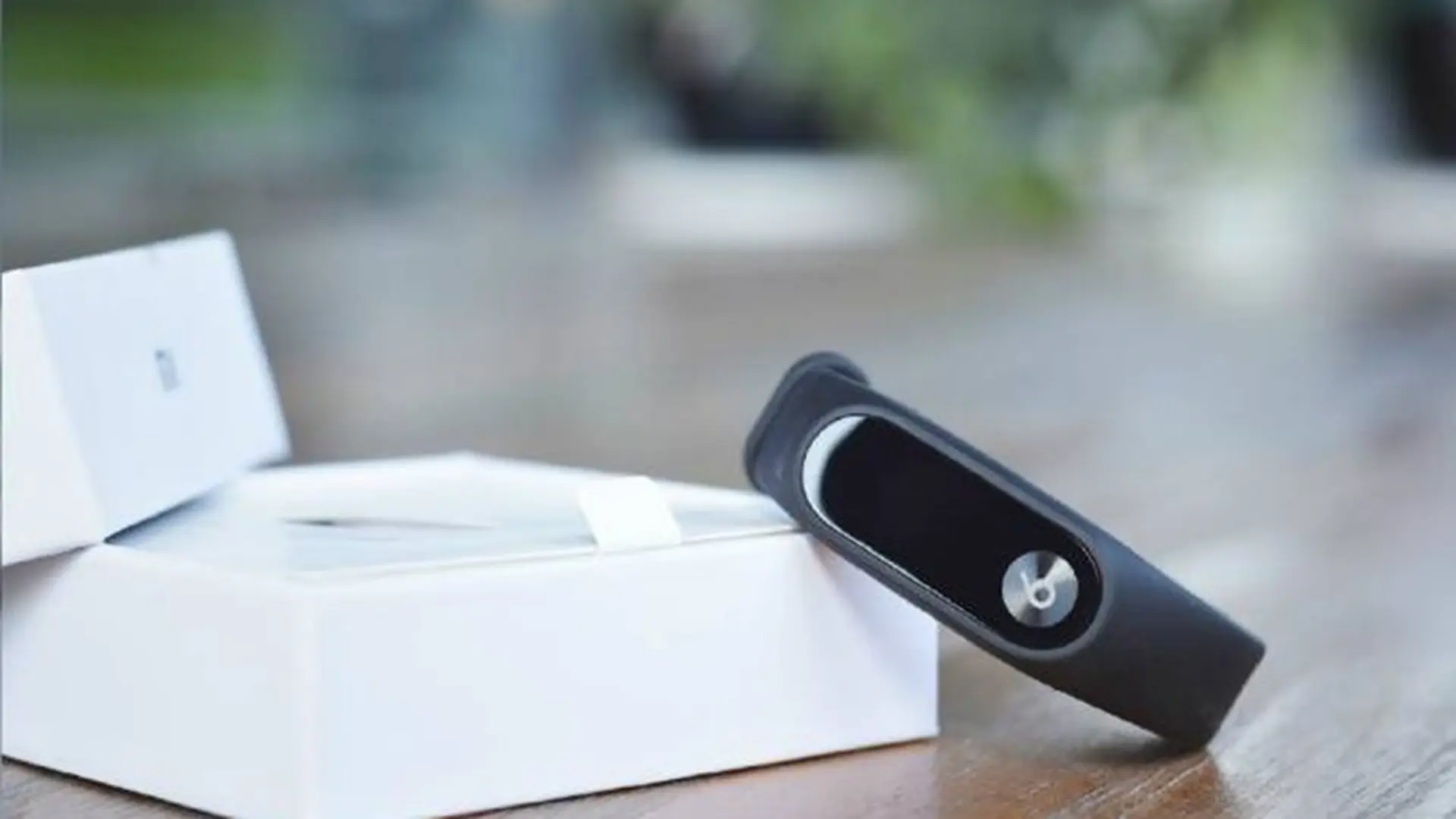 Xiaomi chính thức xác nhận sẽ ra mắt Mi Band 3 vào ngày 31/05 tới