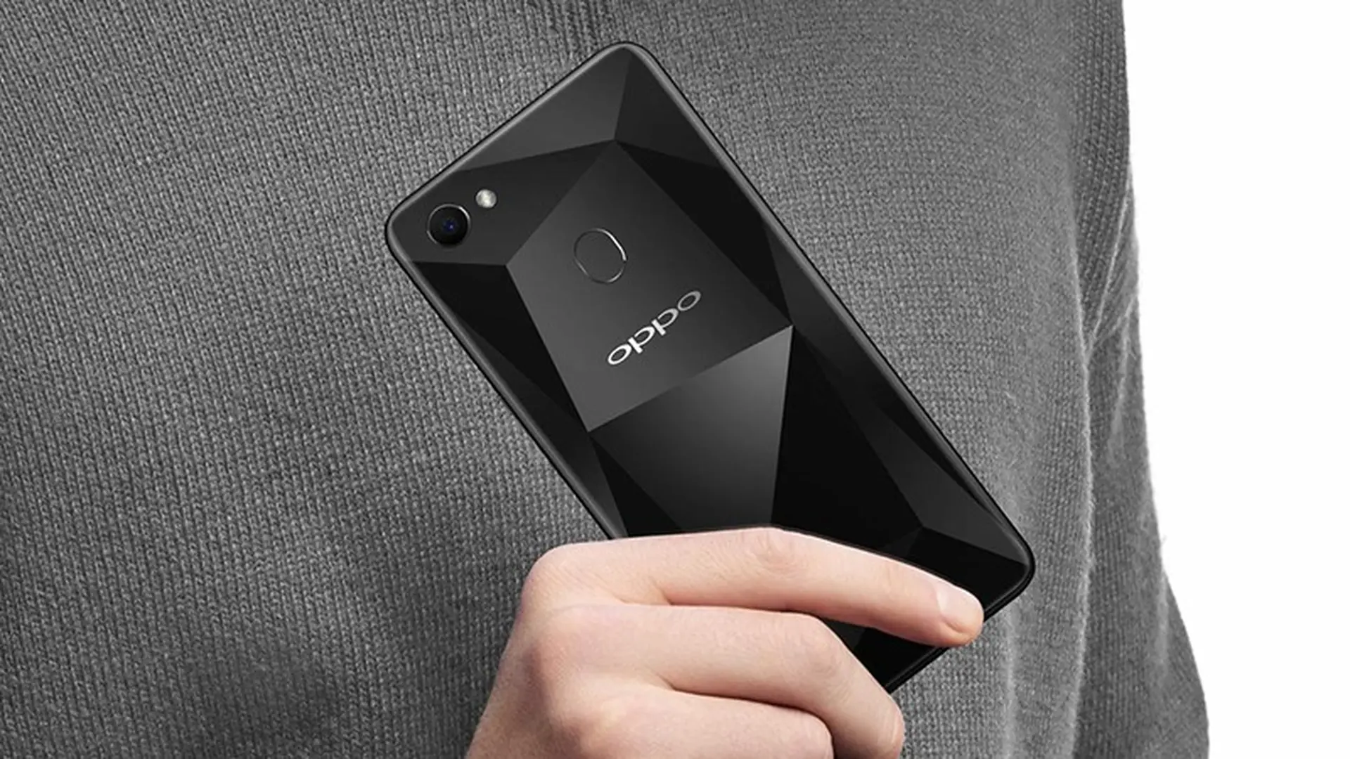 Đã có thể đặt mua OPPO F7 màu "kim cương đen" đặc biệt