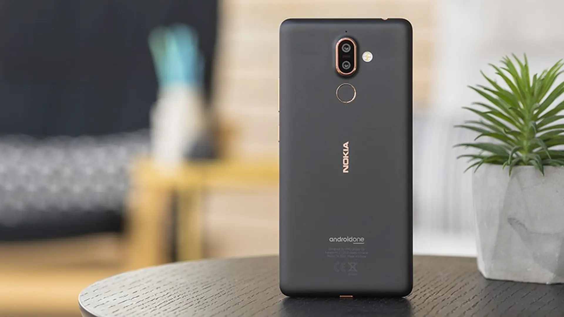 Nokia 7 Plus: smartphone xuất sắc nhất dưới 9 triệu đồng?