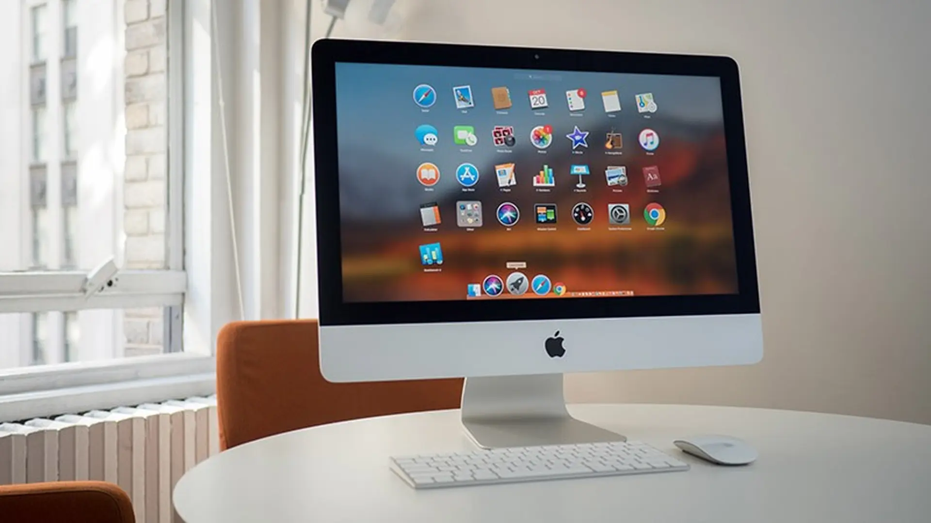 Kỉ niệm 20 tuổi dòng iMac: chưa bao giờ máy tính đẹp đến thế!