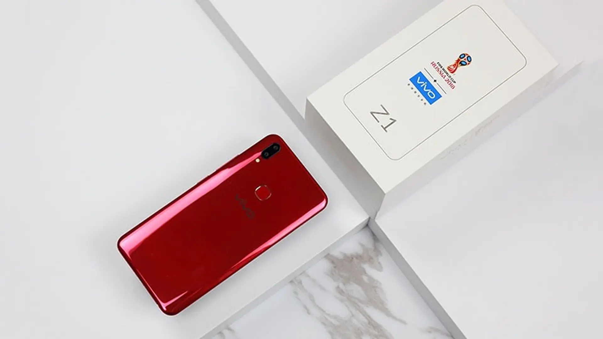 Trên tay Vivo Z1: Tai thỏ, chip Snapdragon 660, 6GB RAM, giá từ 6 triệu đồng