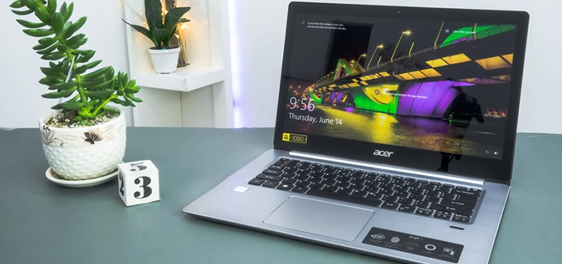 Đánh giá nhanh laptop Acer Swift 3 2018: Thiết kế cao cấp, hiệu năng mạnh mẽ và bảo mật với cảm biến vân tay